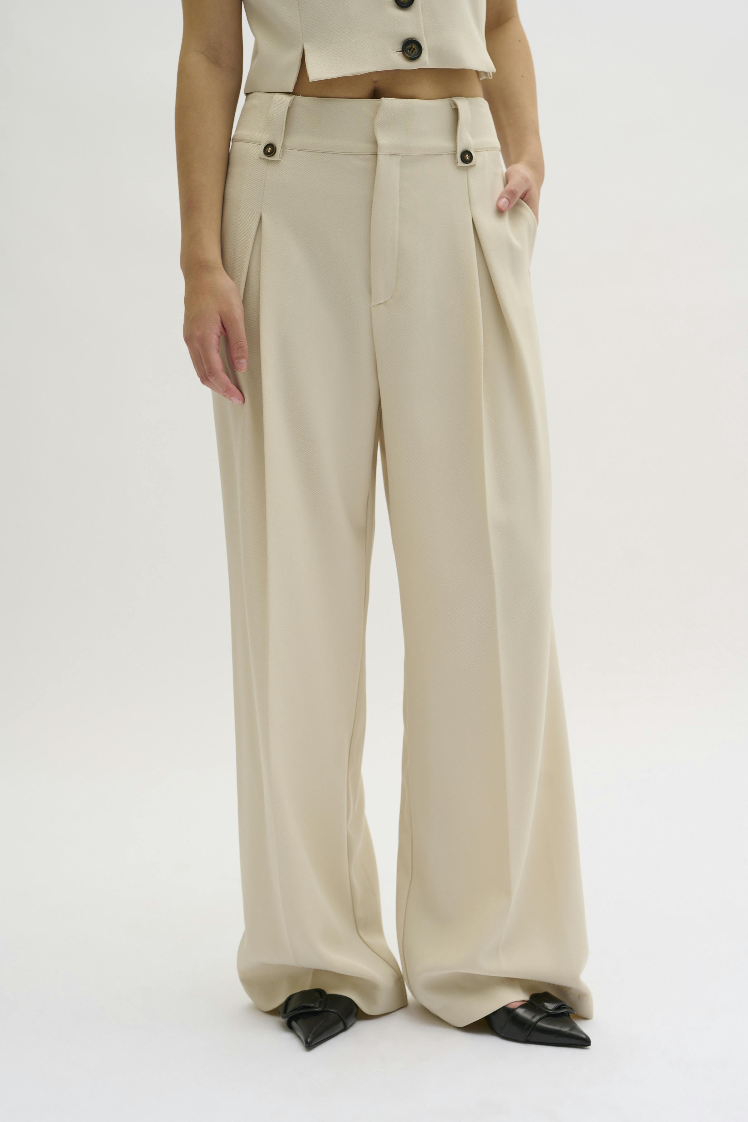 DisaMW Trousers LOOKBOOK FRONT 10704493-130401