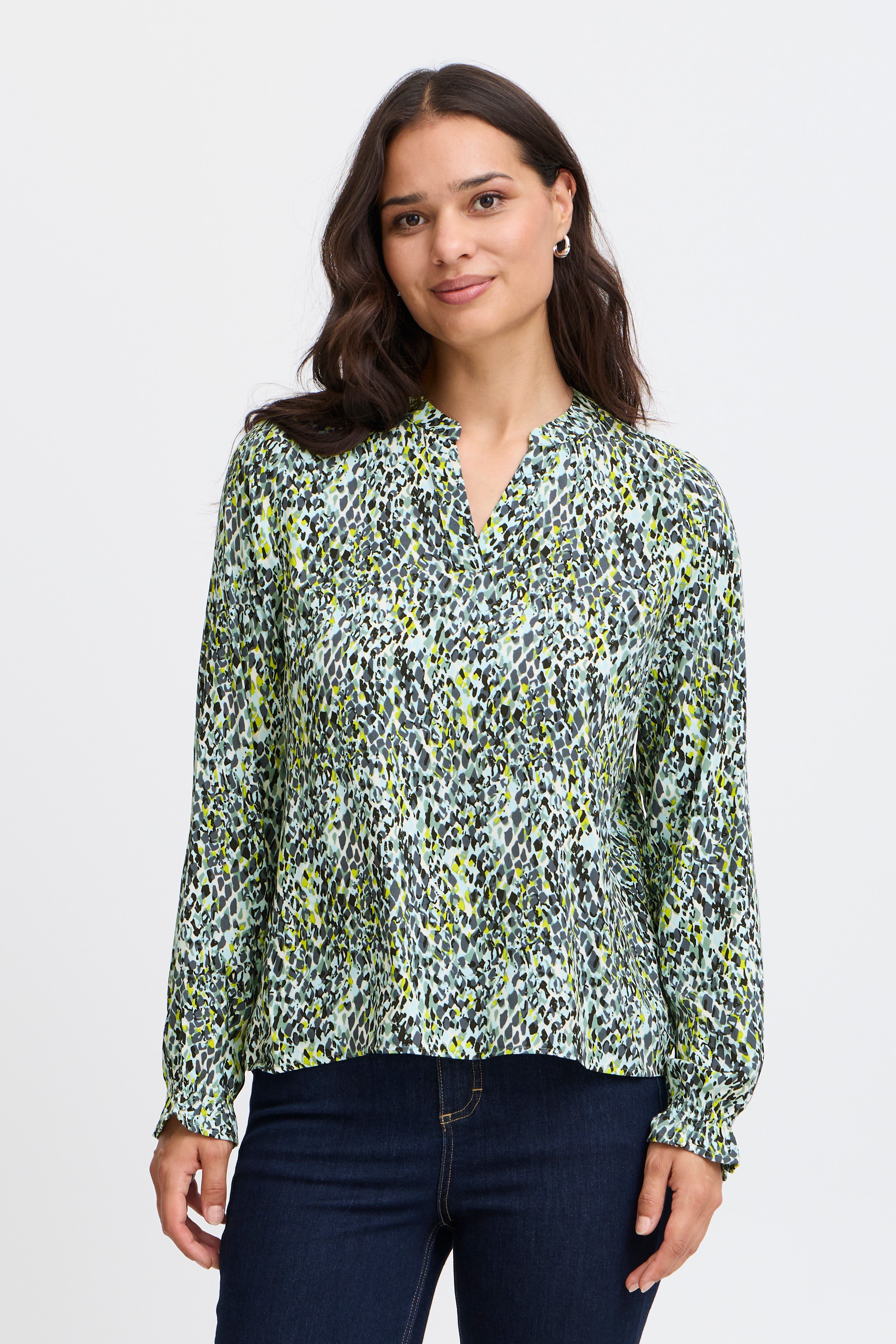 FRFLOWY Blouse LOOKBOOK FRONT 20614106-203382