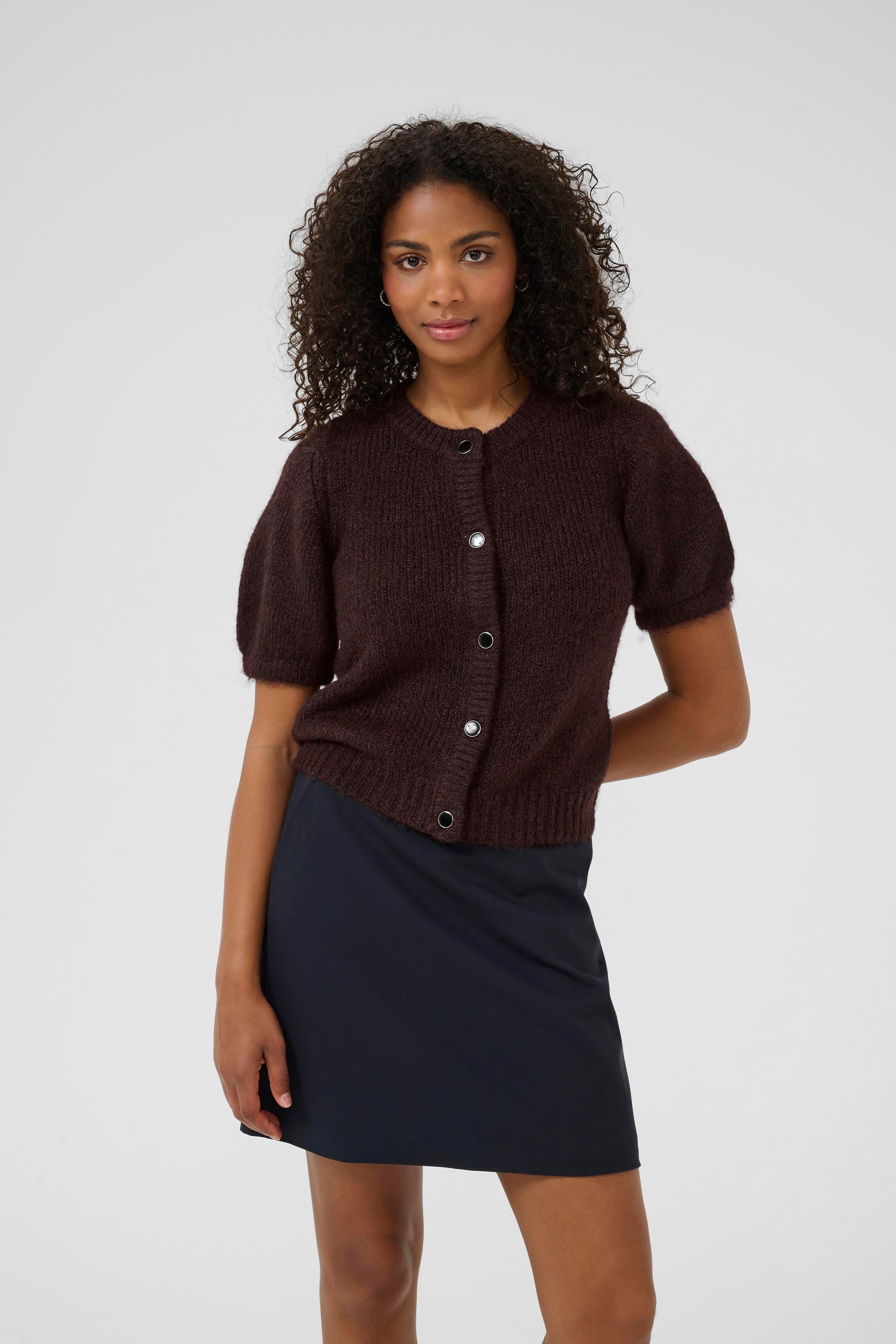 KAemilie Cardigan LOOKBOOK FRONT 10510296-191619