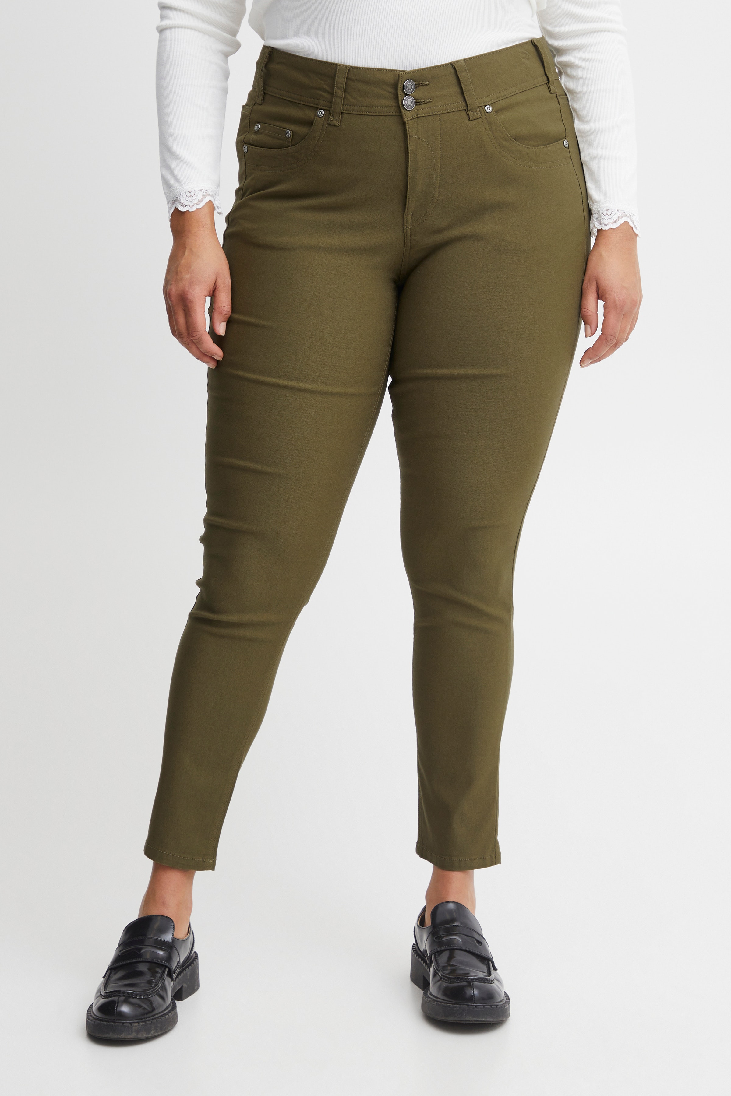 FPZALIN Hose LOOKBOOK FRONT 20611112-190622