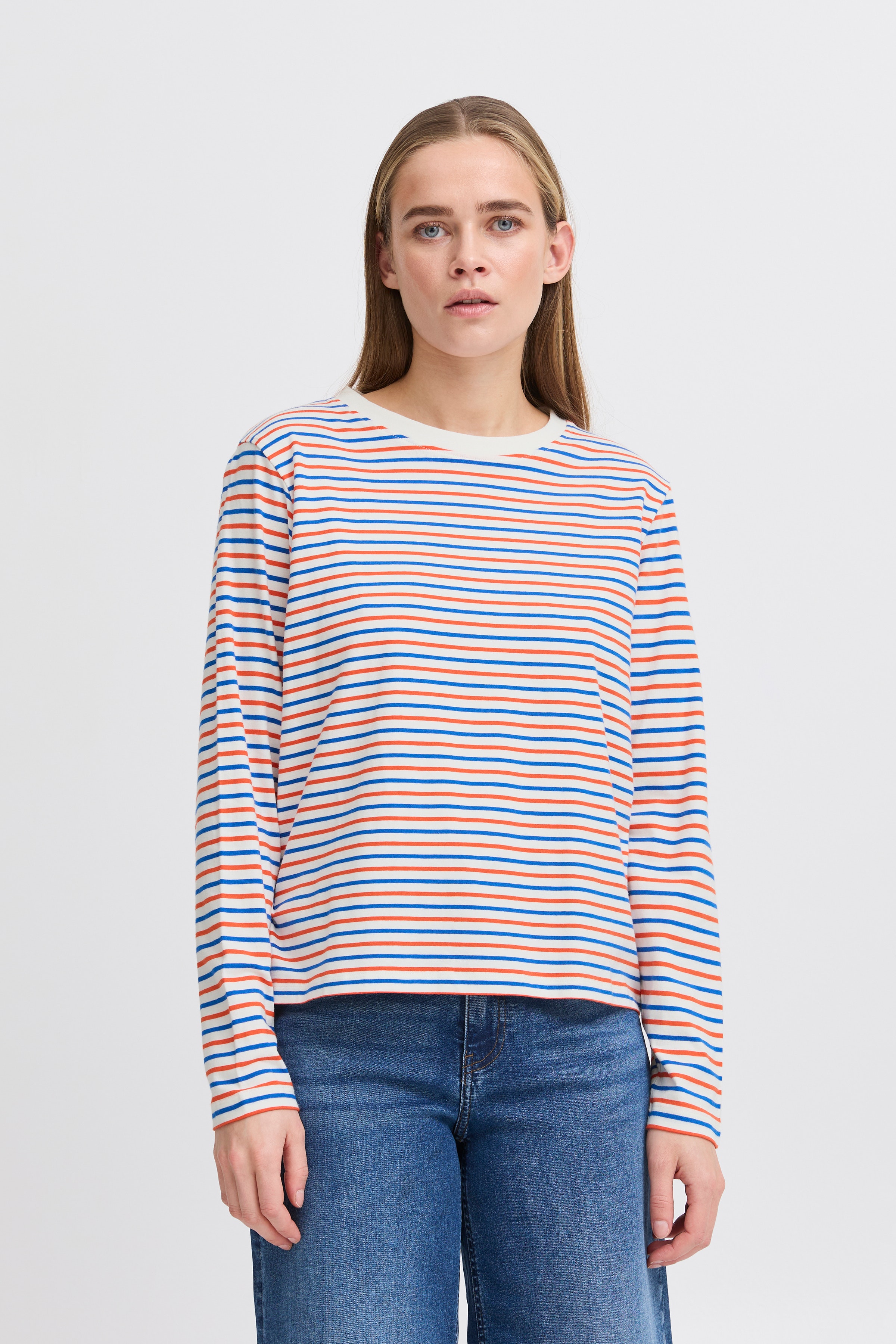 IHMIRA Langermet T-shirt LOOKBOOK FRONT 20122519-204127