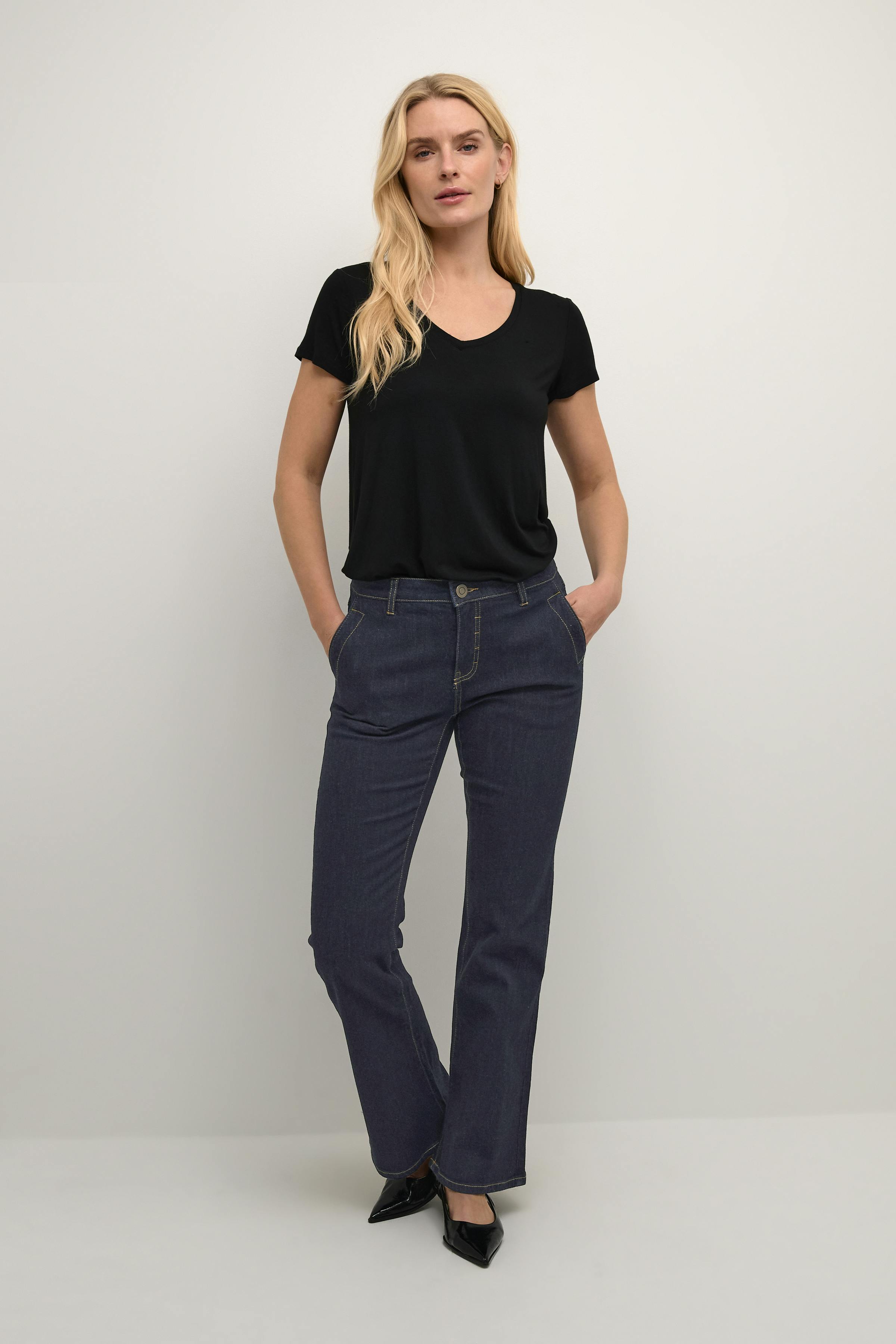 CUflara Jeans LOOKBOOK FRONT 50110856-500119