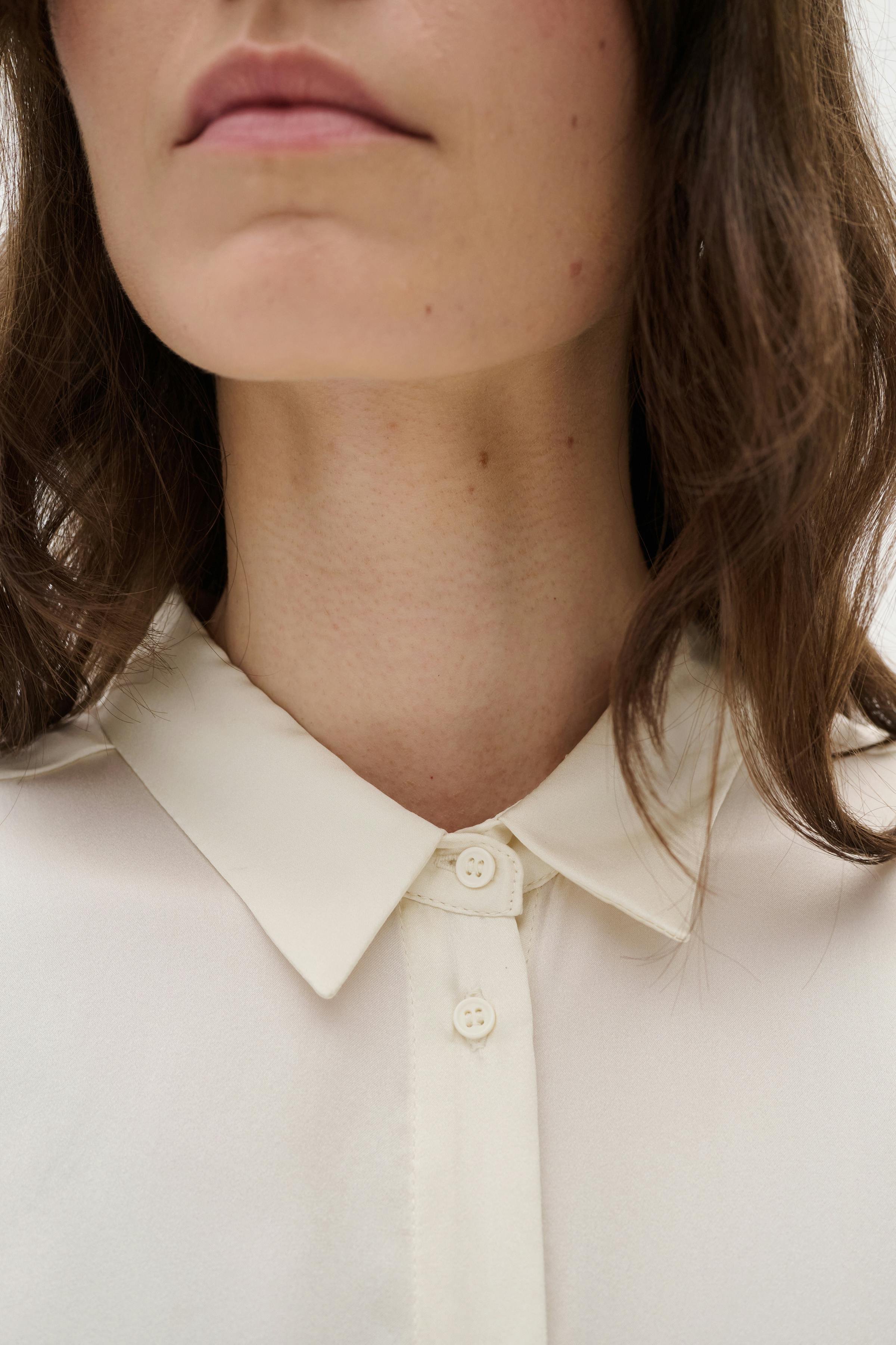 Leonore Shirt Premium LOOKBOOK DETAIL 30104237-110701