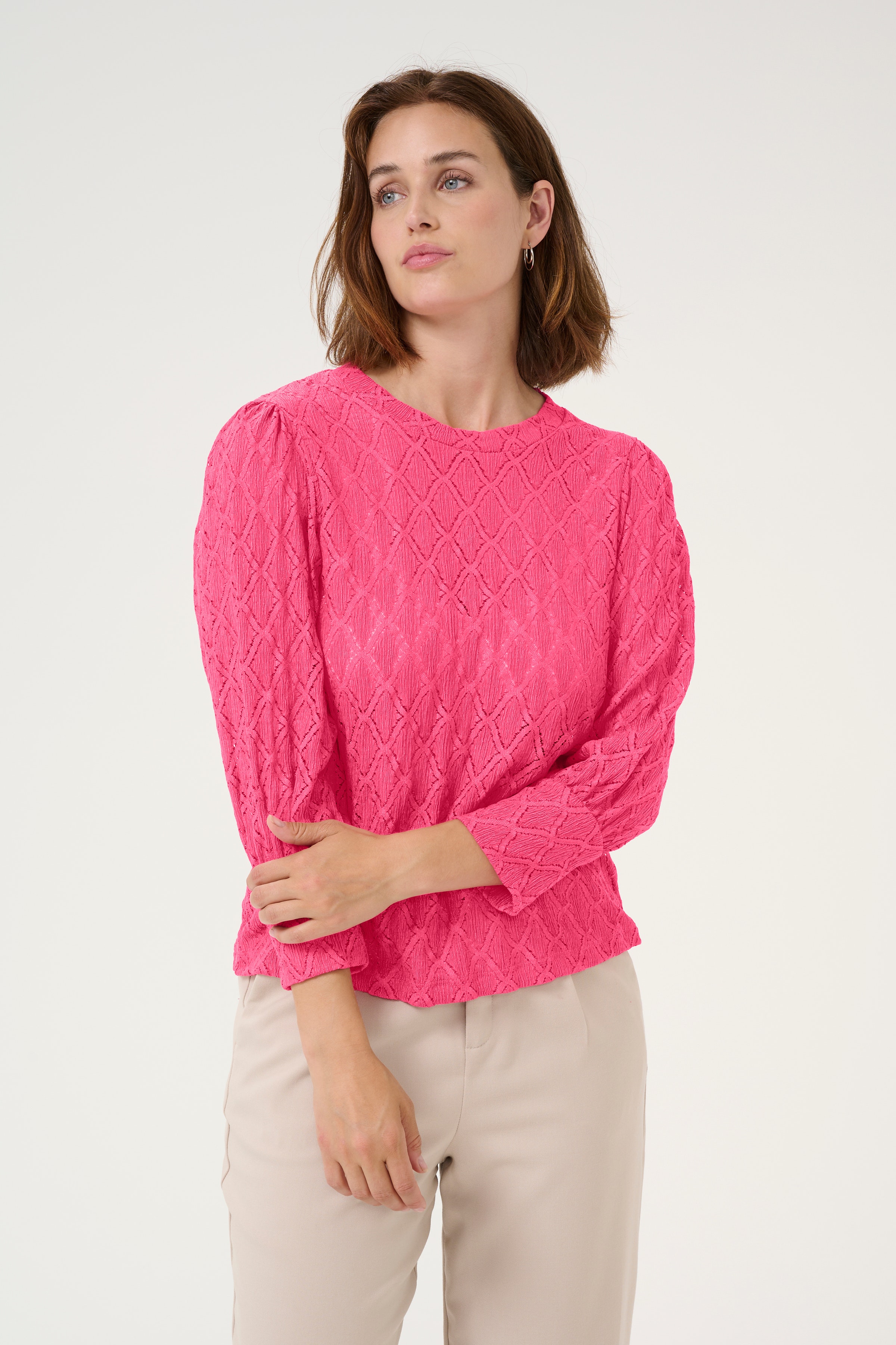KAtio Bluse LOOKBOOK FRONT 10509843-181754