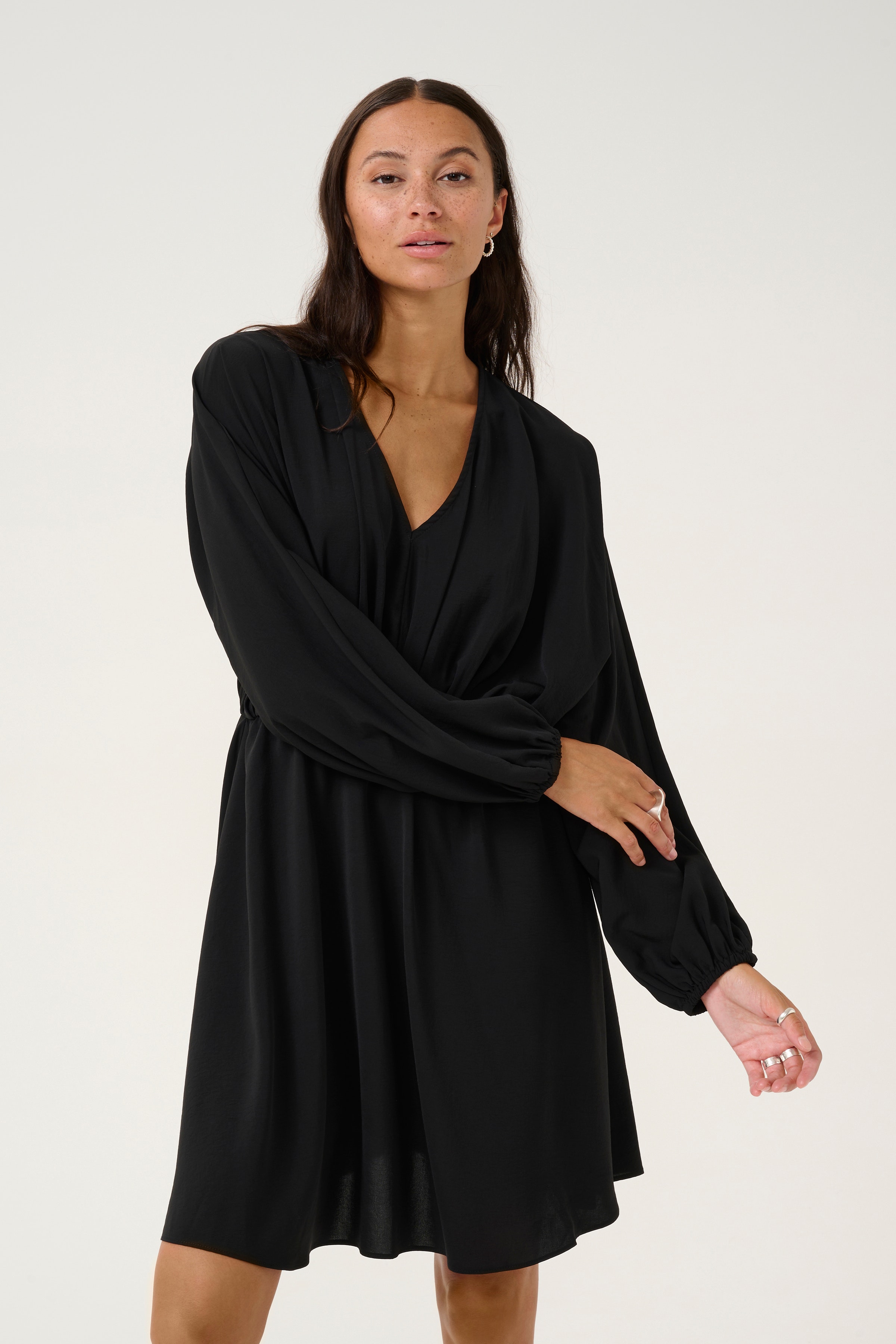 KArie Kjole LOOKBOOK FRONT 10509467-100121