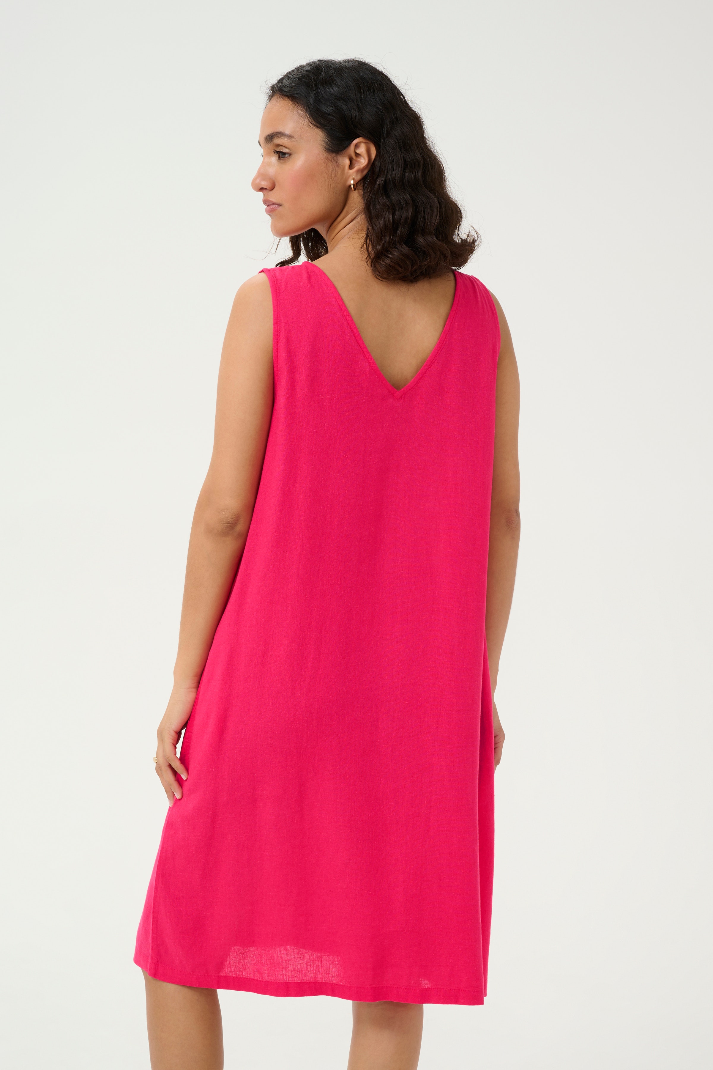 KAmilia Lin Kjole LOOKBOOK BACK 10509690-181754