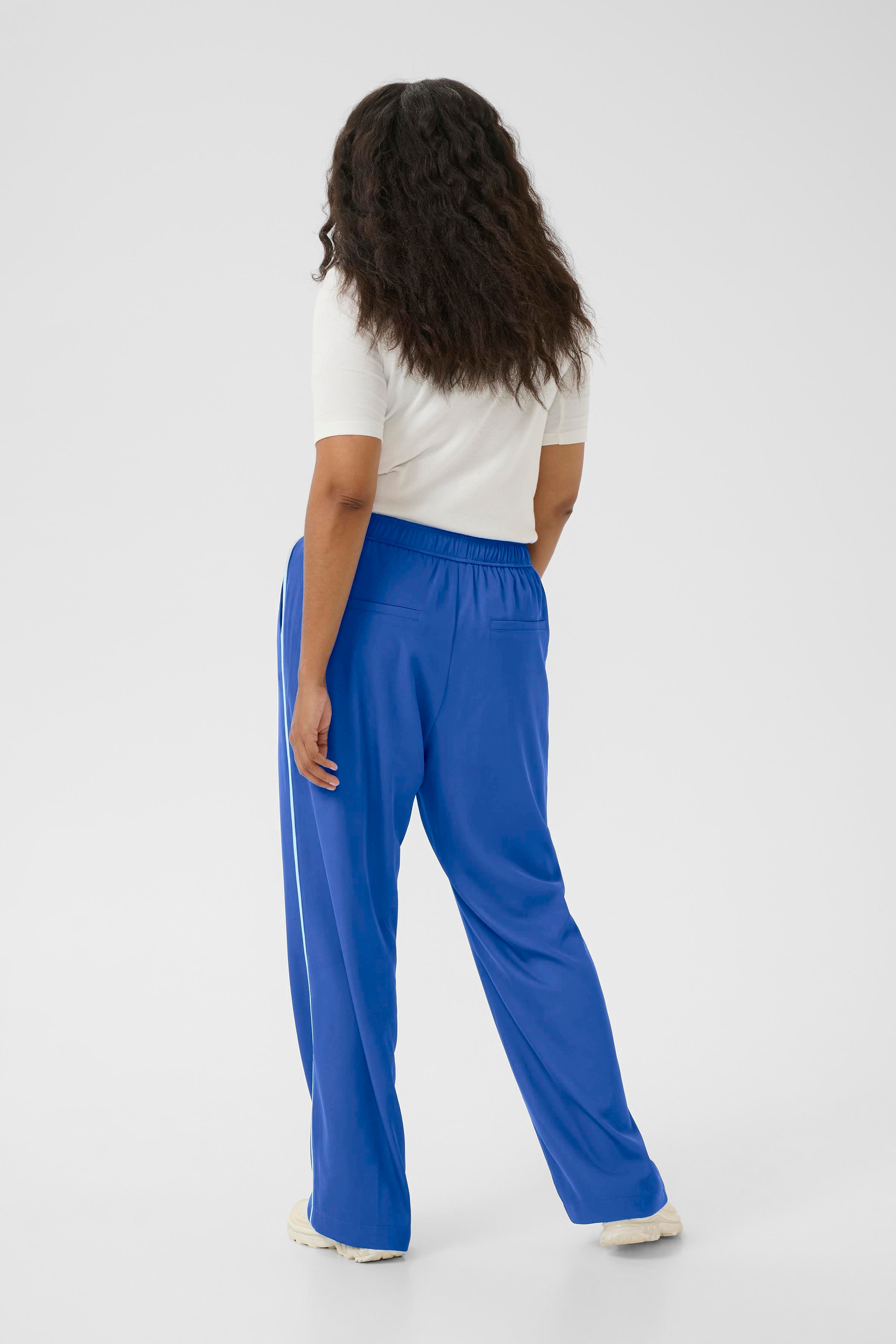 KCtenna Hose LOOKBOOK BACK 10583433-193952