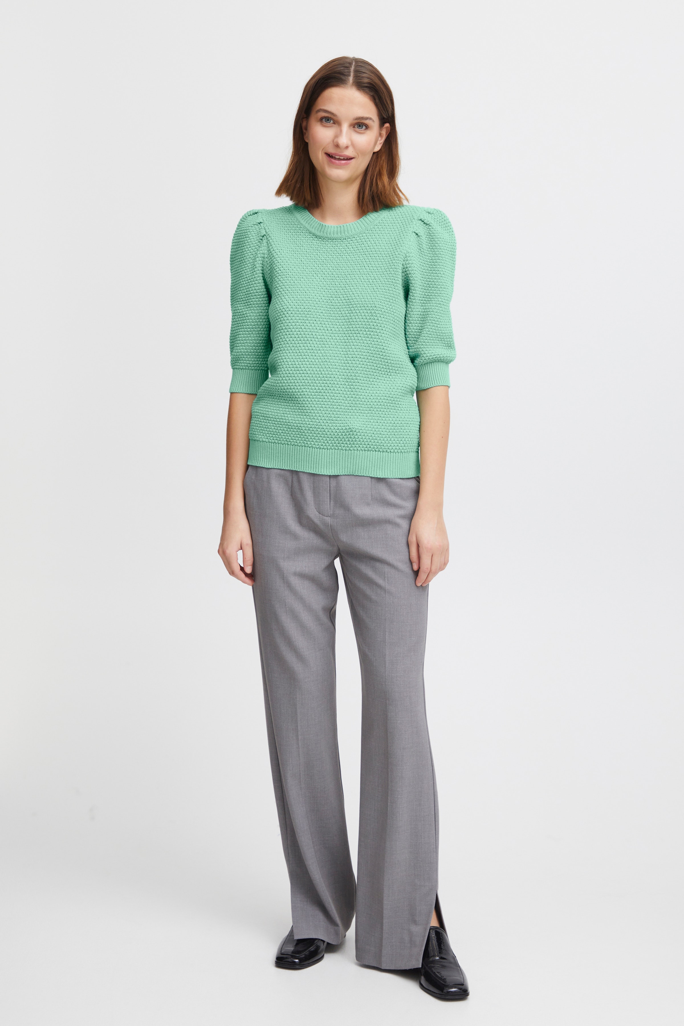 BYMIKALA Pullover LOOKBOOK FRONT 20811028-165919