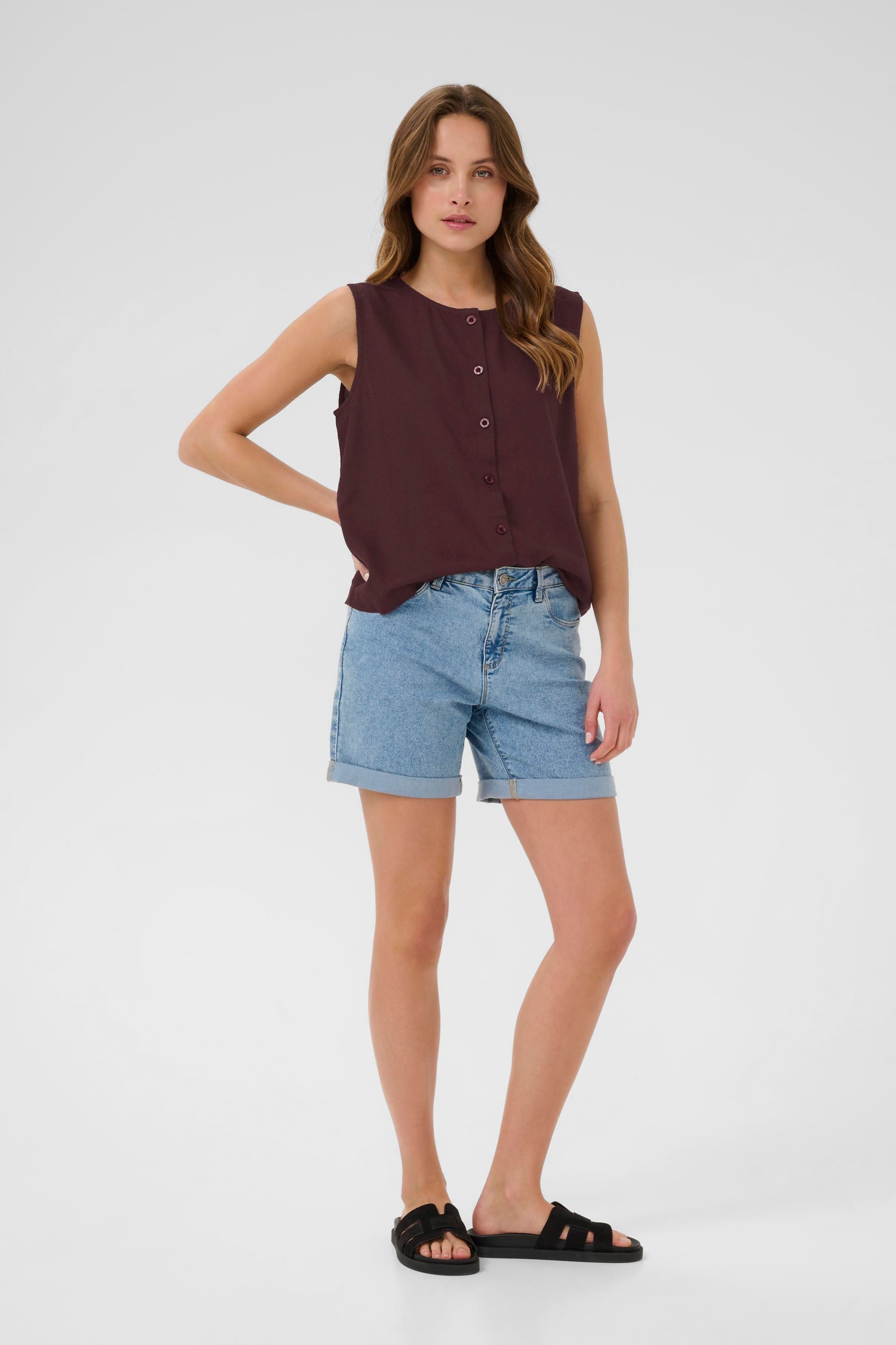 KAmilia Bluse LOOKBOOK FRONT 10510158-191619