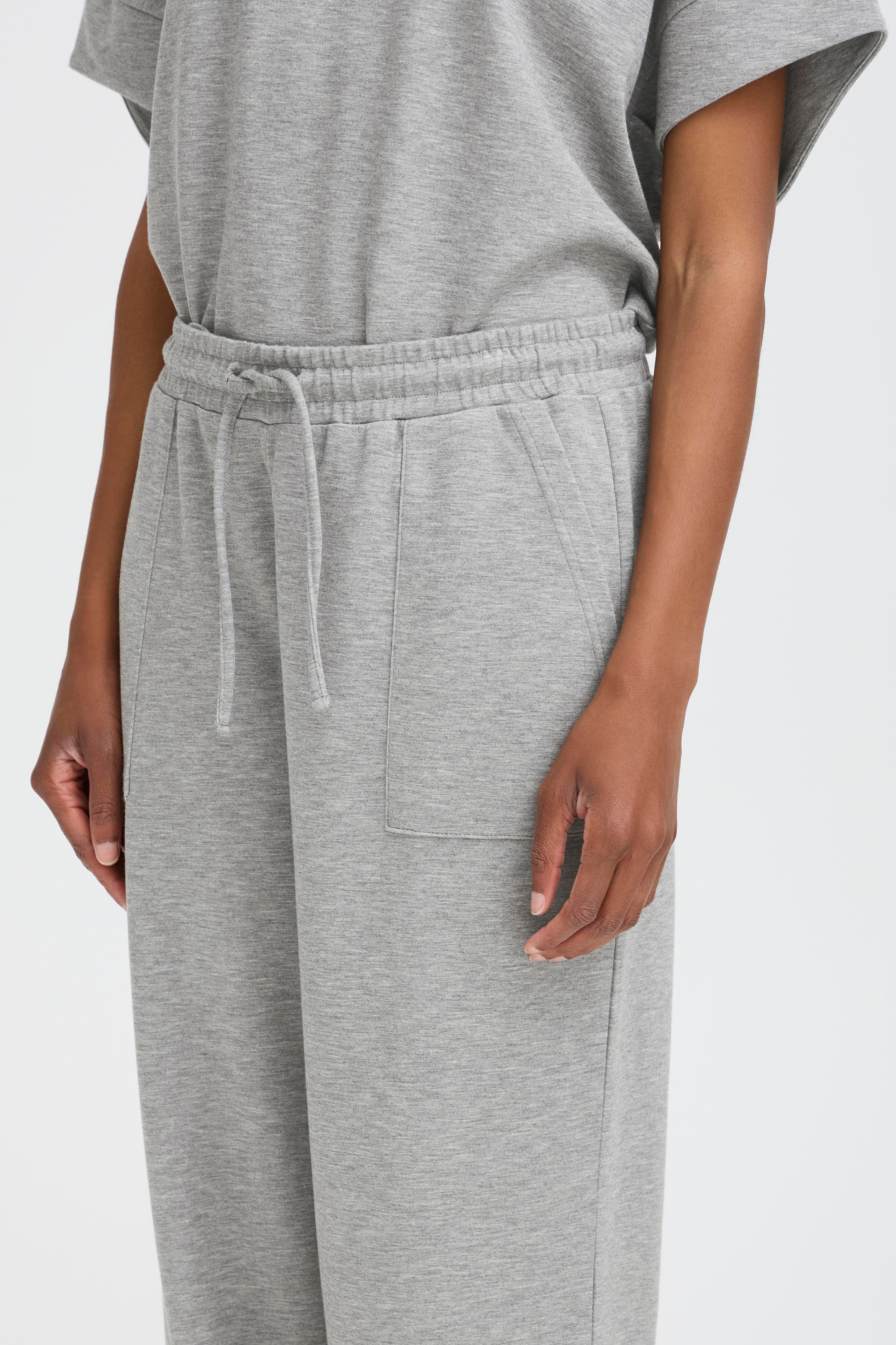 BYPUSTI Hose LOOKBOOK DETAIL 20817177-200455
