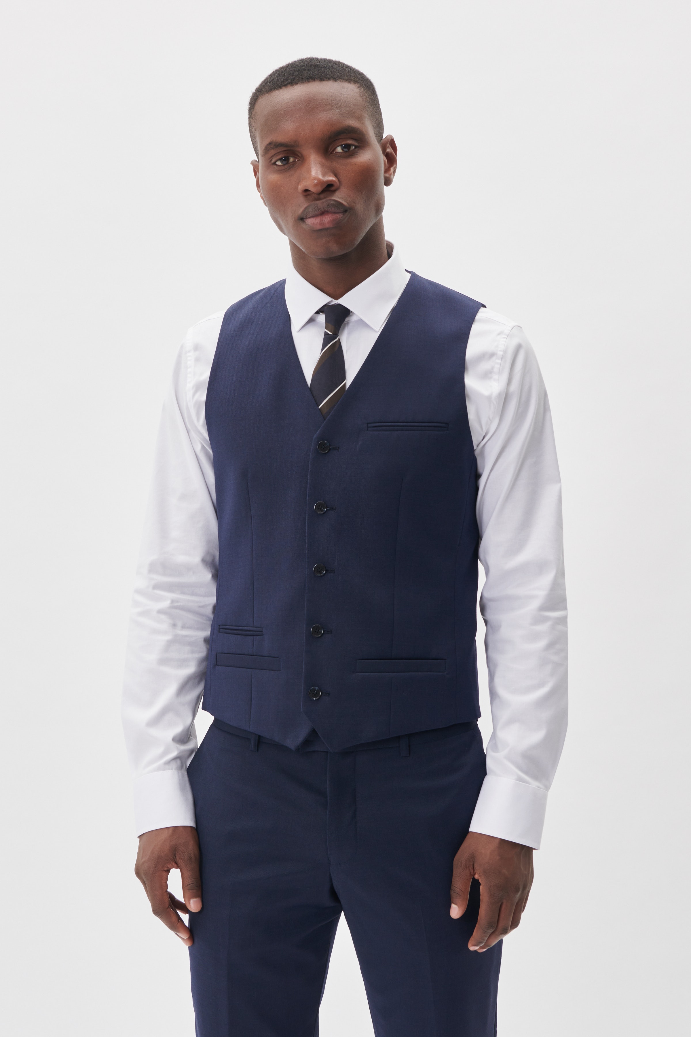 Breck Waistcoat LOOKBOOK FRONT 30201887-20210