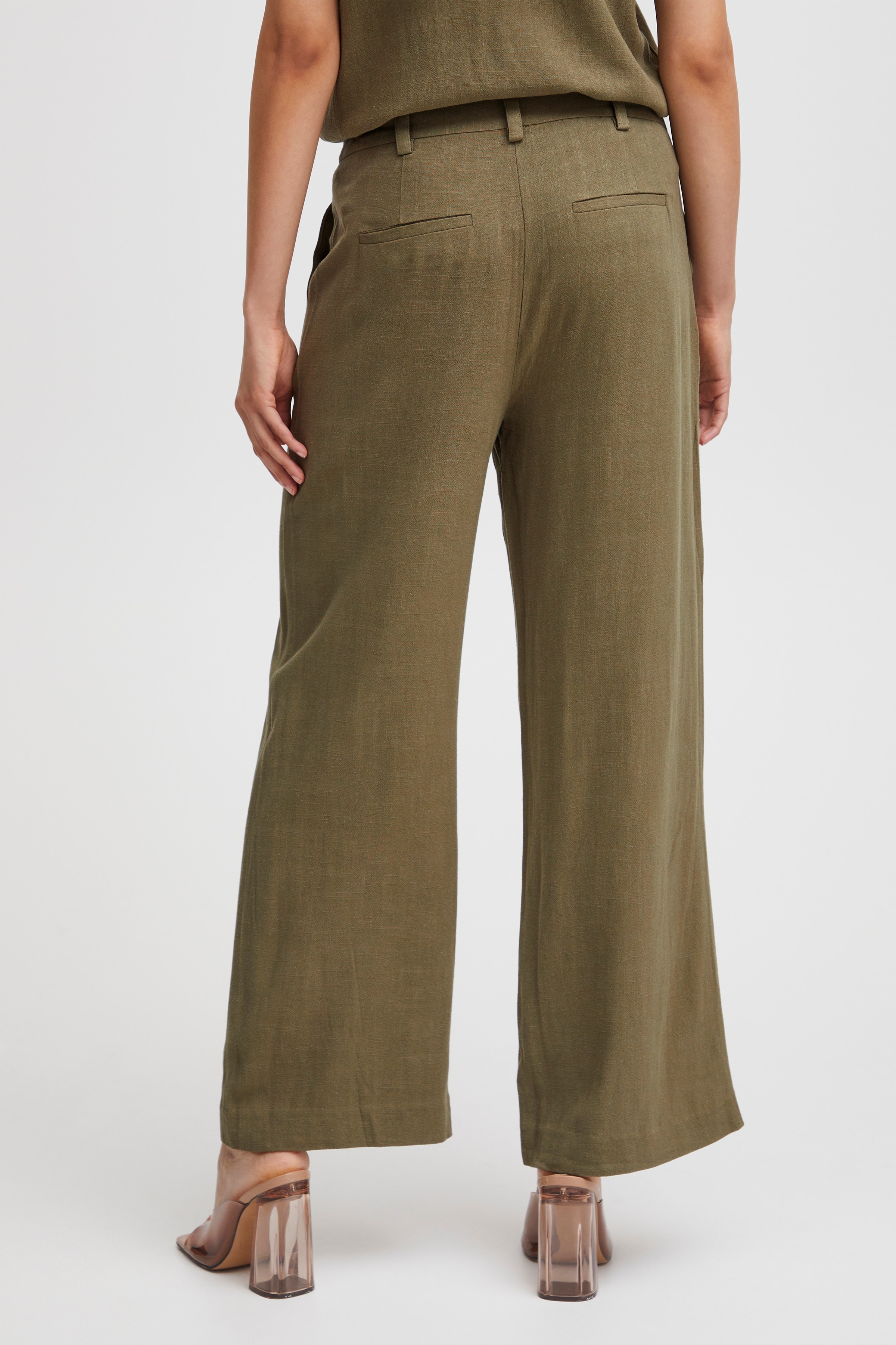 BYJOHANNA Byxor LOOKBOOK FRONT 20813131-180521