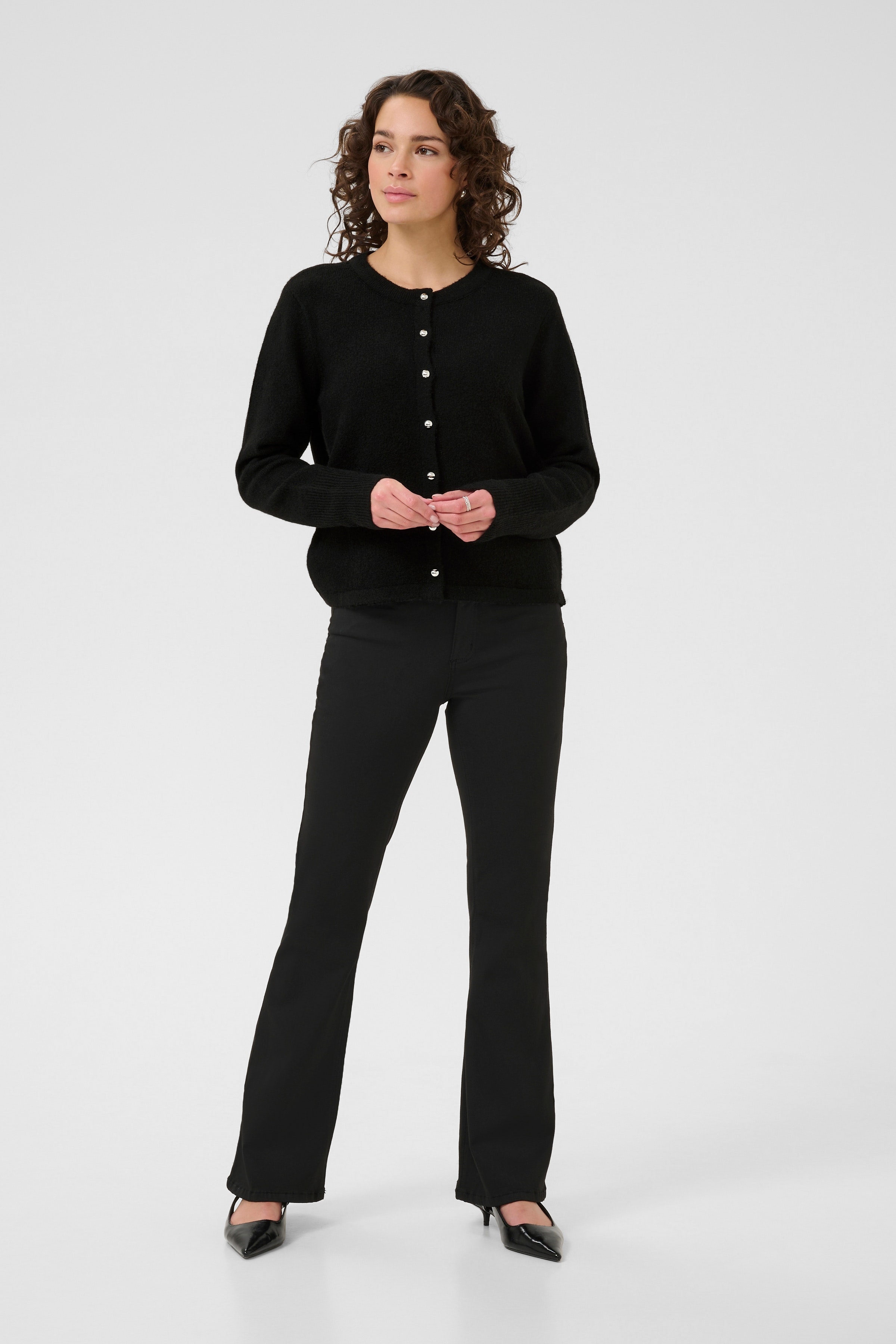 KAniel Cardigan LOOKBOOK FRONT 10510481-100121