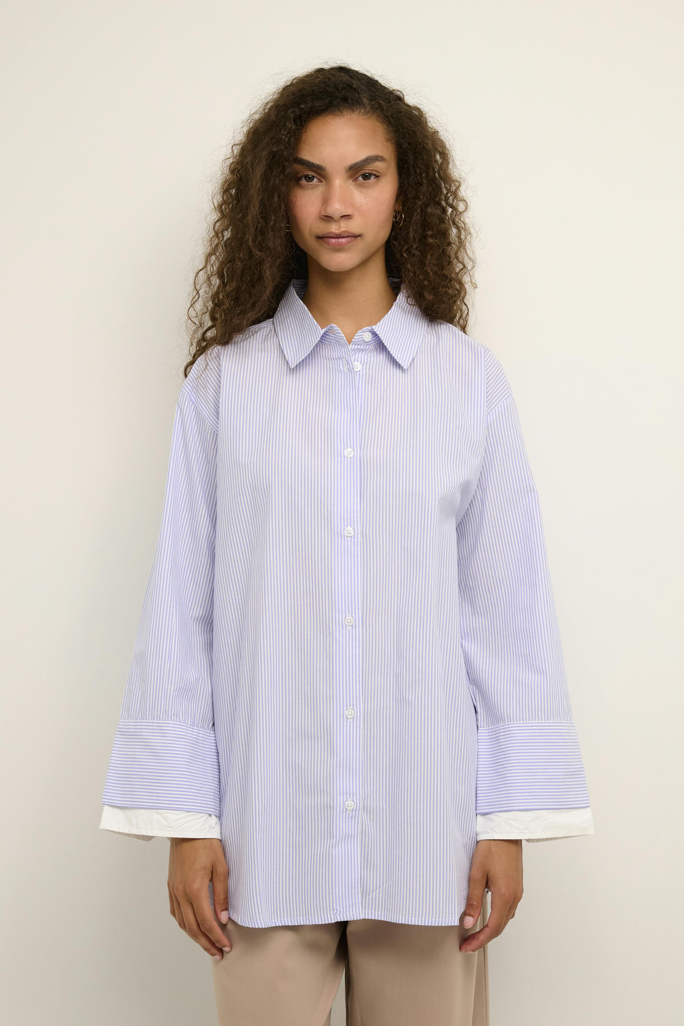 HalliKB Shirt LOOKBOOK FRONT 10104298-173925