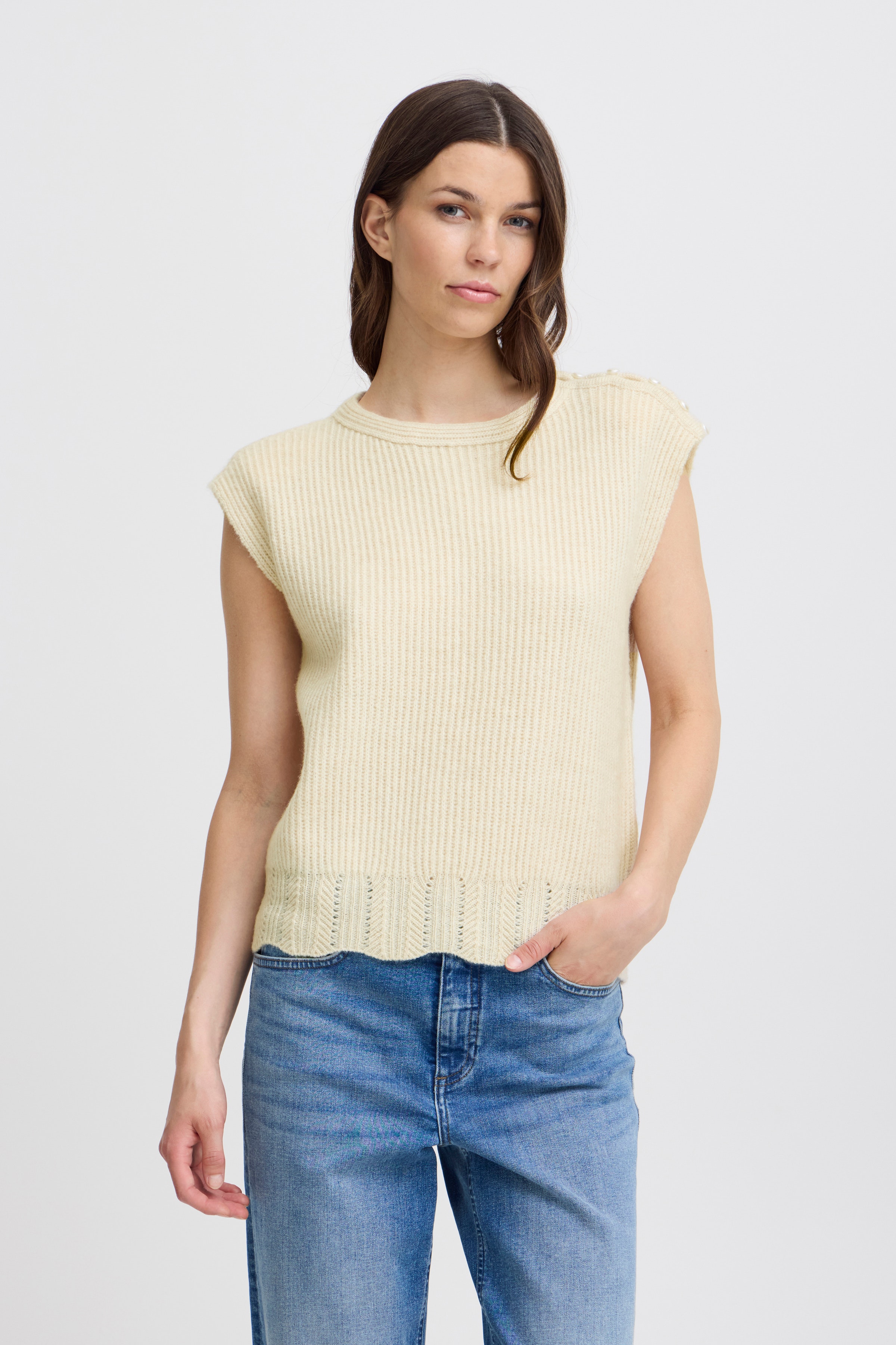 IHPOVOKE Strikket vest LOOKBOOK FRONT 20121931-130905
