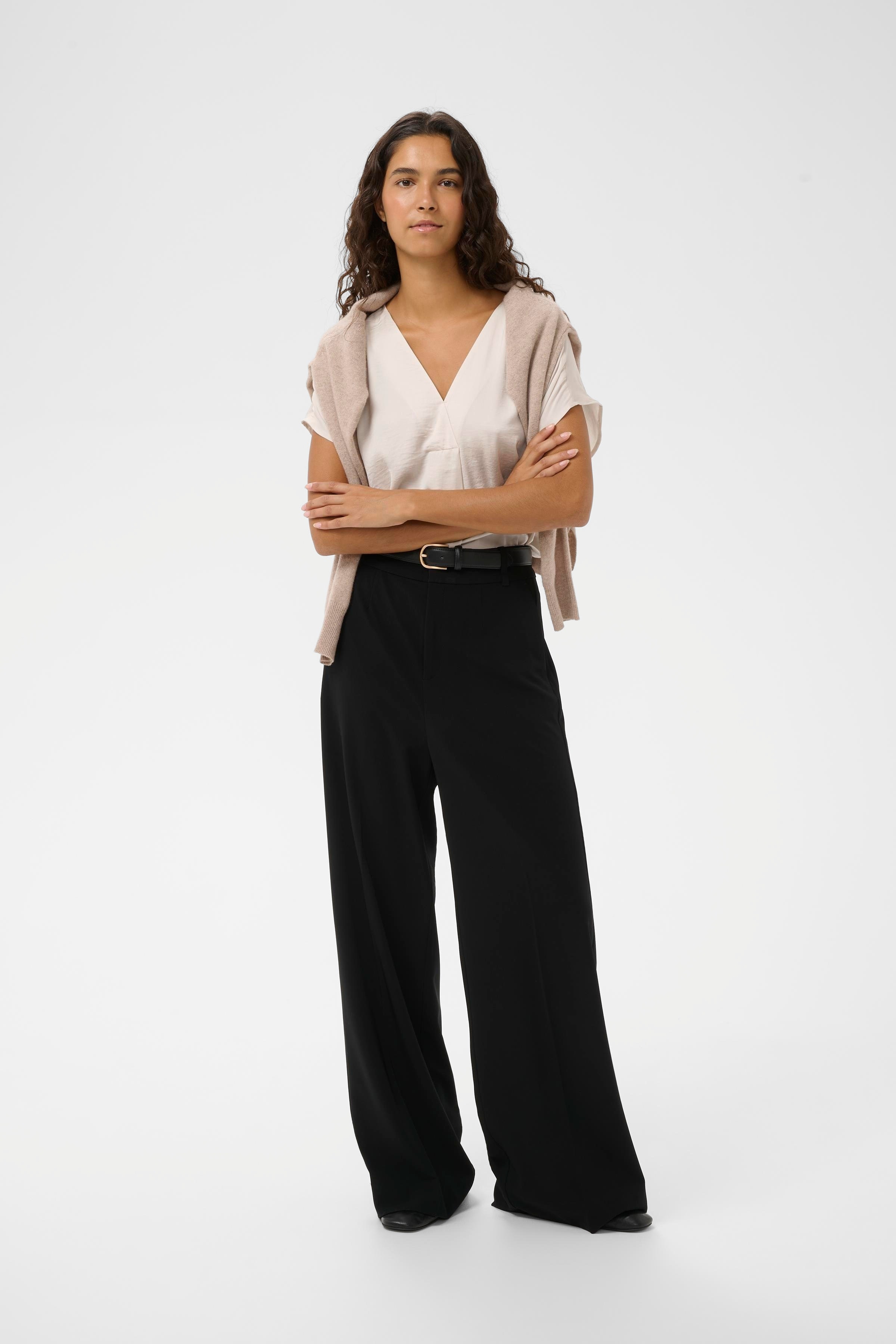 RindaIW Blouse LOOKBOOK FRONT 30105188-10053