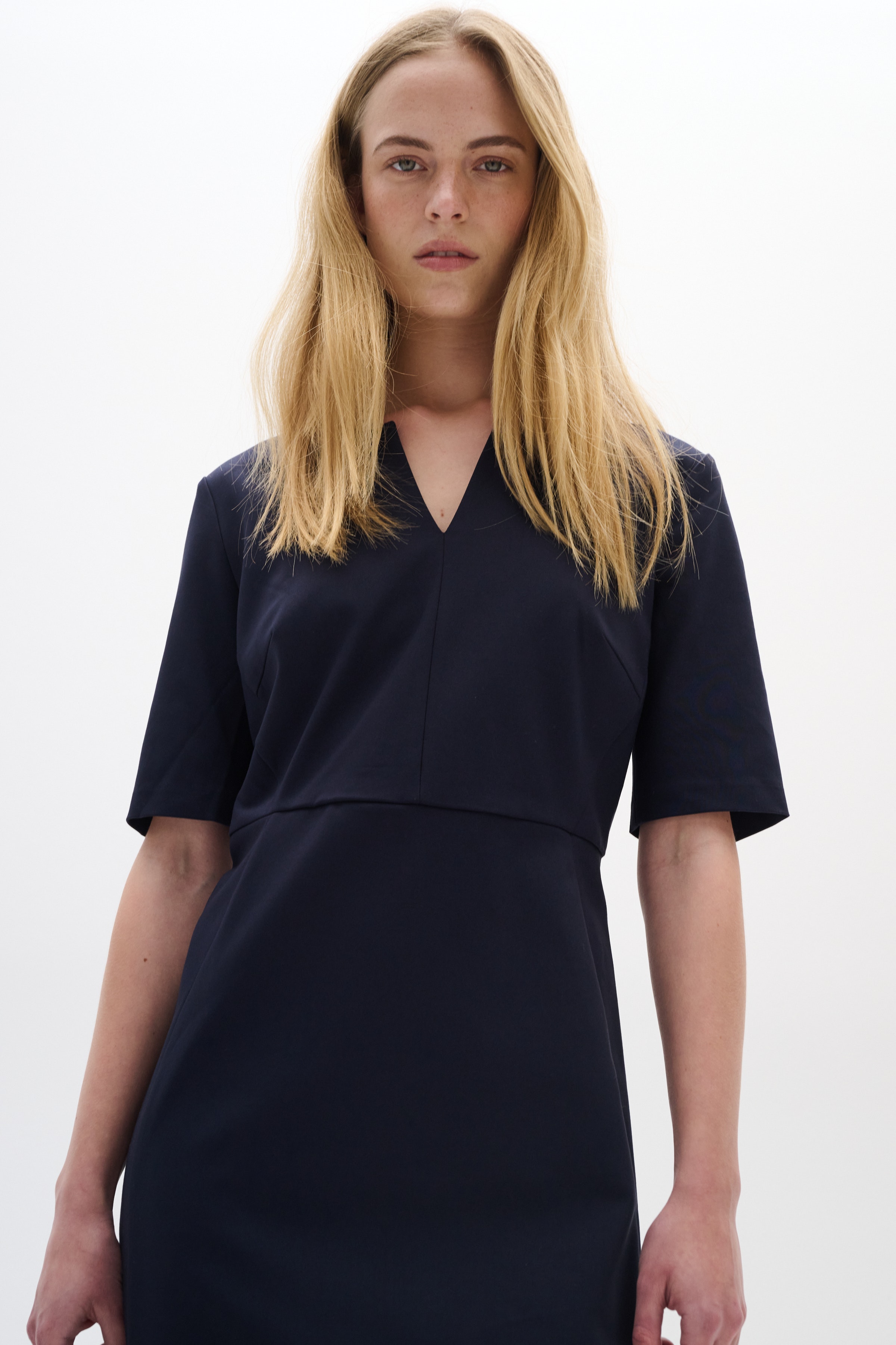 Zella Kjole LOOKBOOK FRONT 30104567-10299