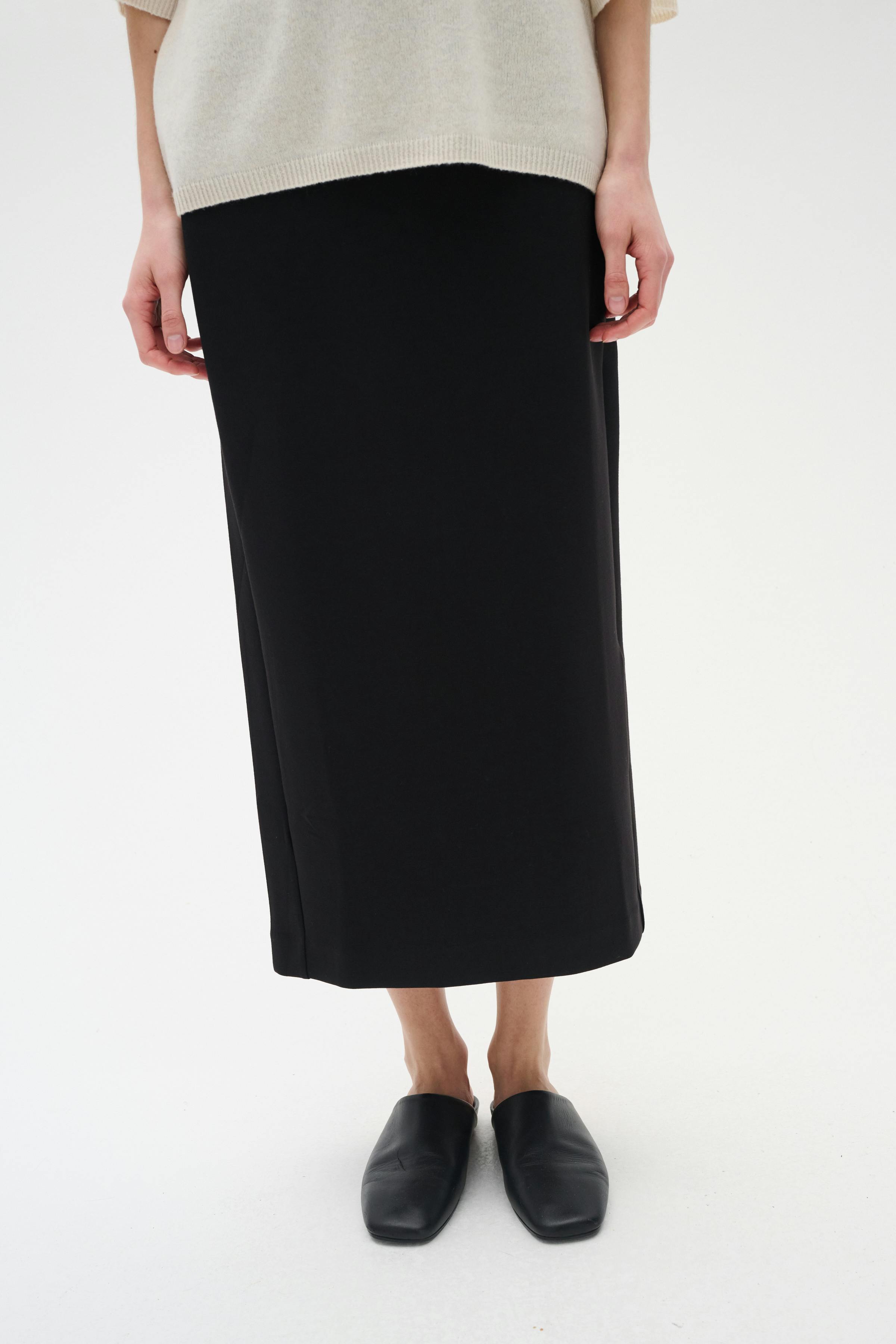 AidaIW Skirt LOOKBOOK FRONT 30109092-194008