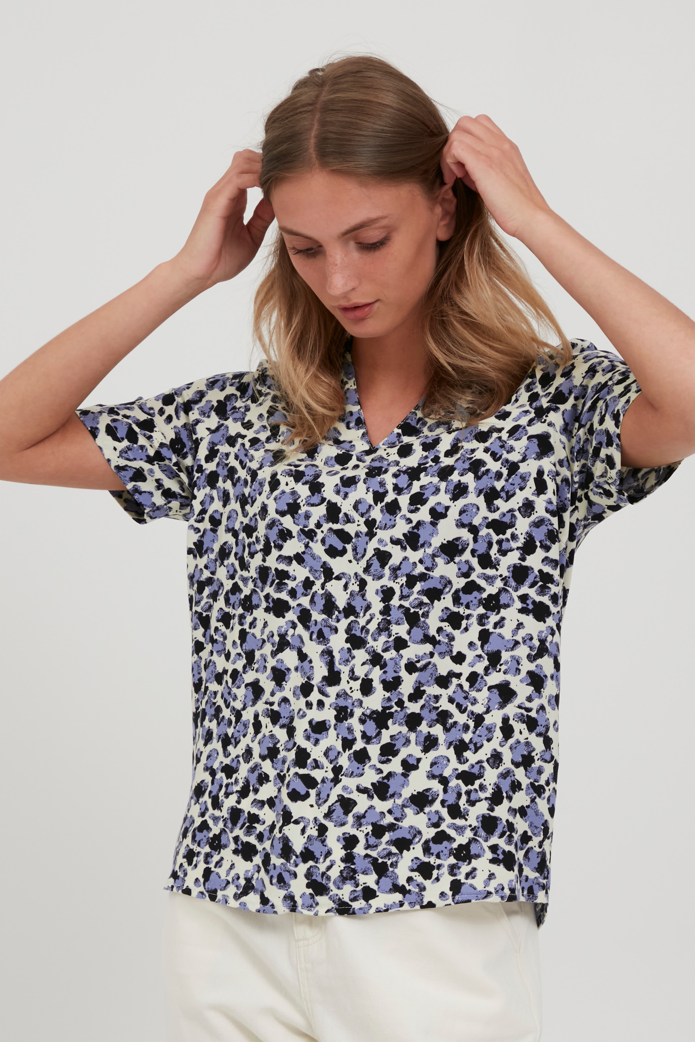 Blouse met korte mouwen LOOKBOOK FRONT 20810144-200861
