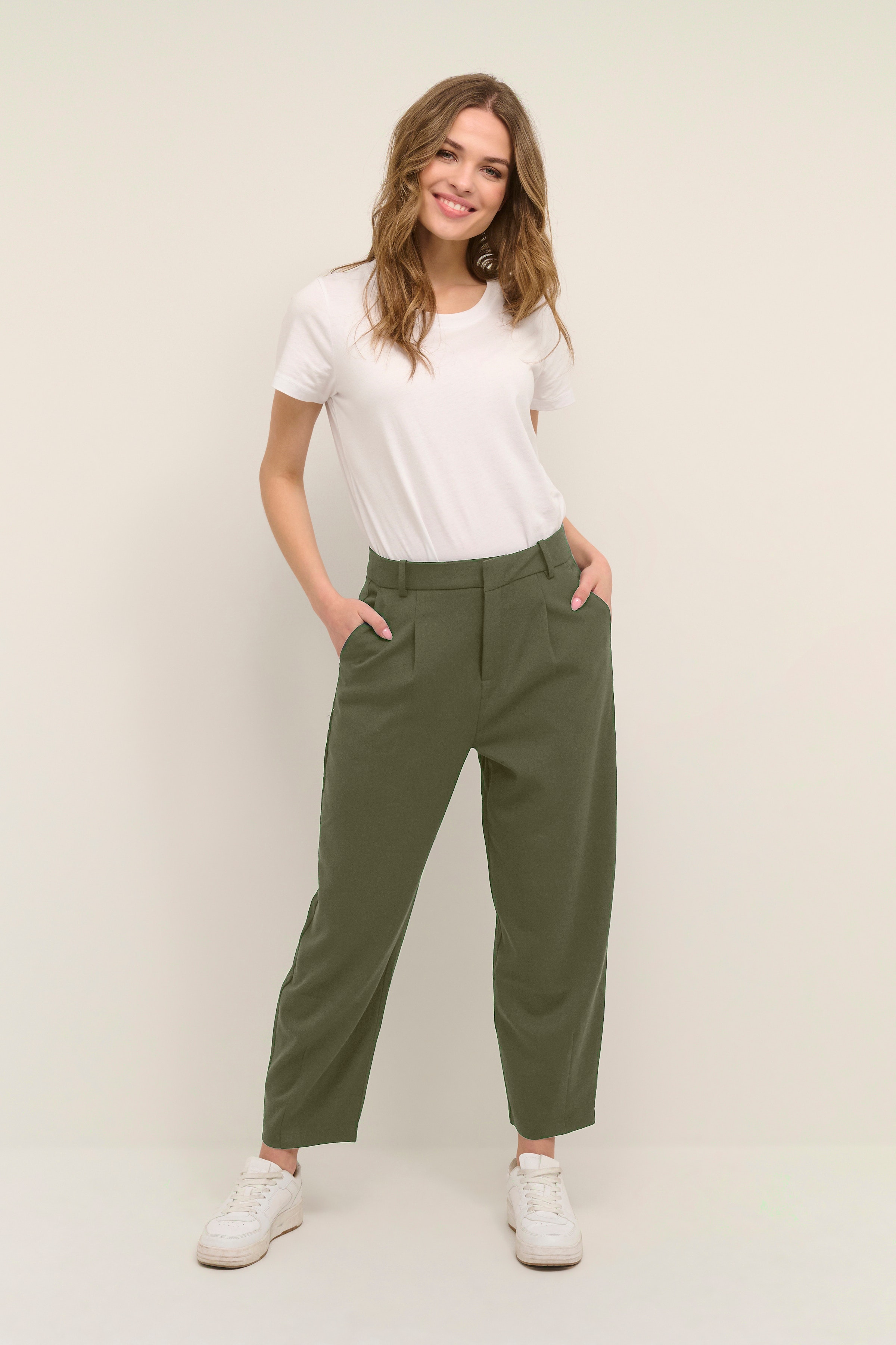 KAmerle Bukser LOOKBOOK FRONT 10504769-190511