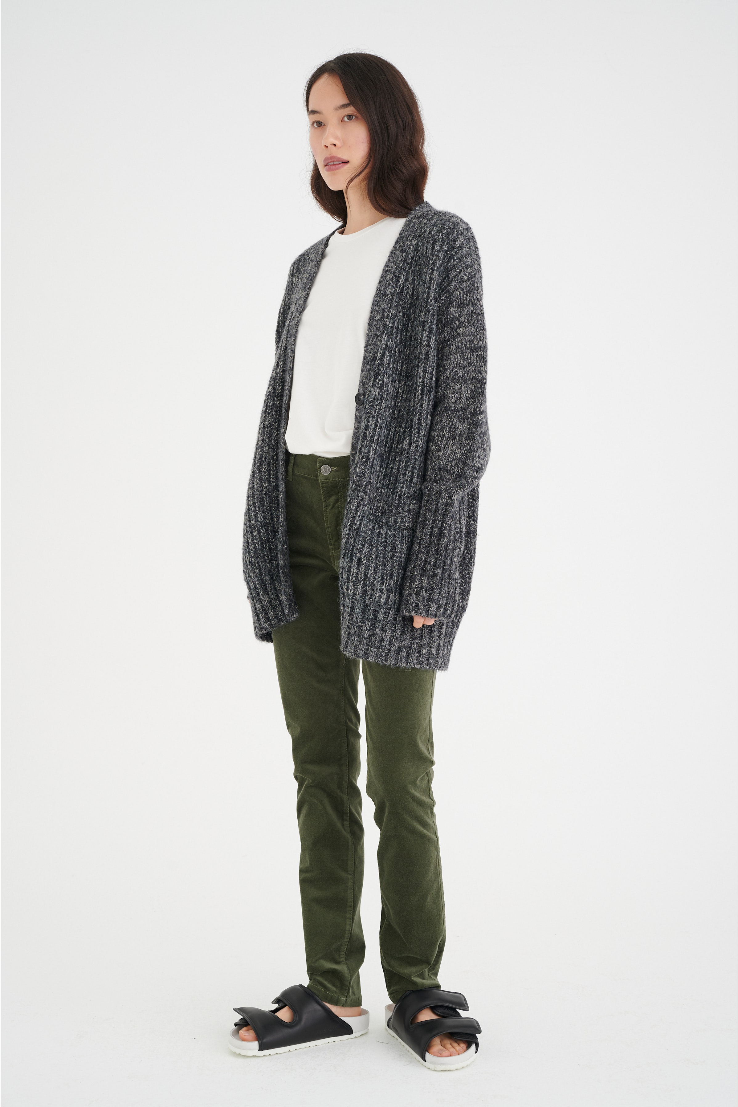 Stickad cardigan LOOKBOOK FRONT 30106497-194008
