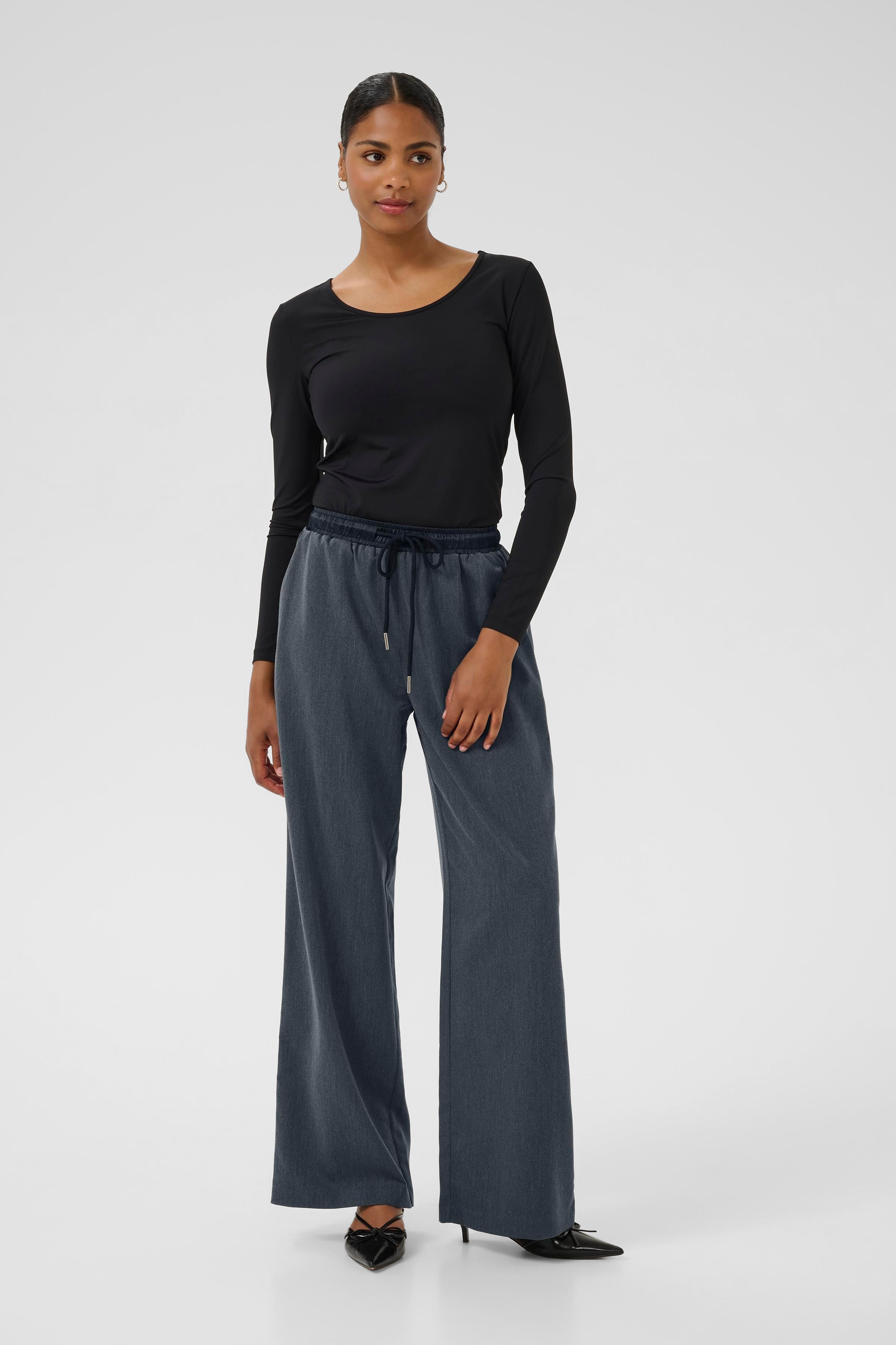 KAnevil Bukser LOOKBOOK FRONT 10510631-100125