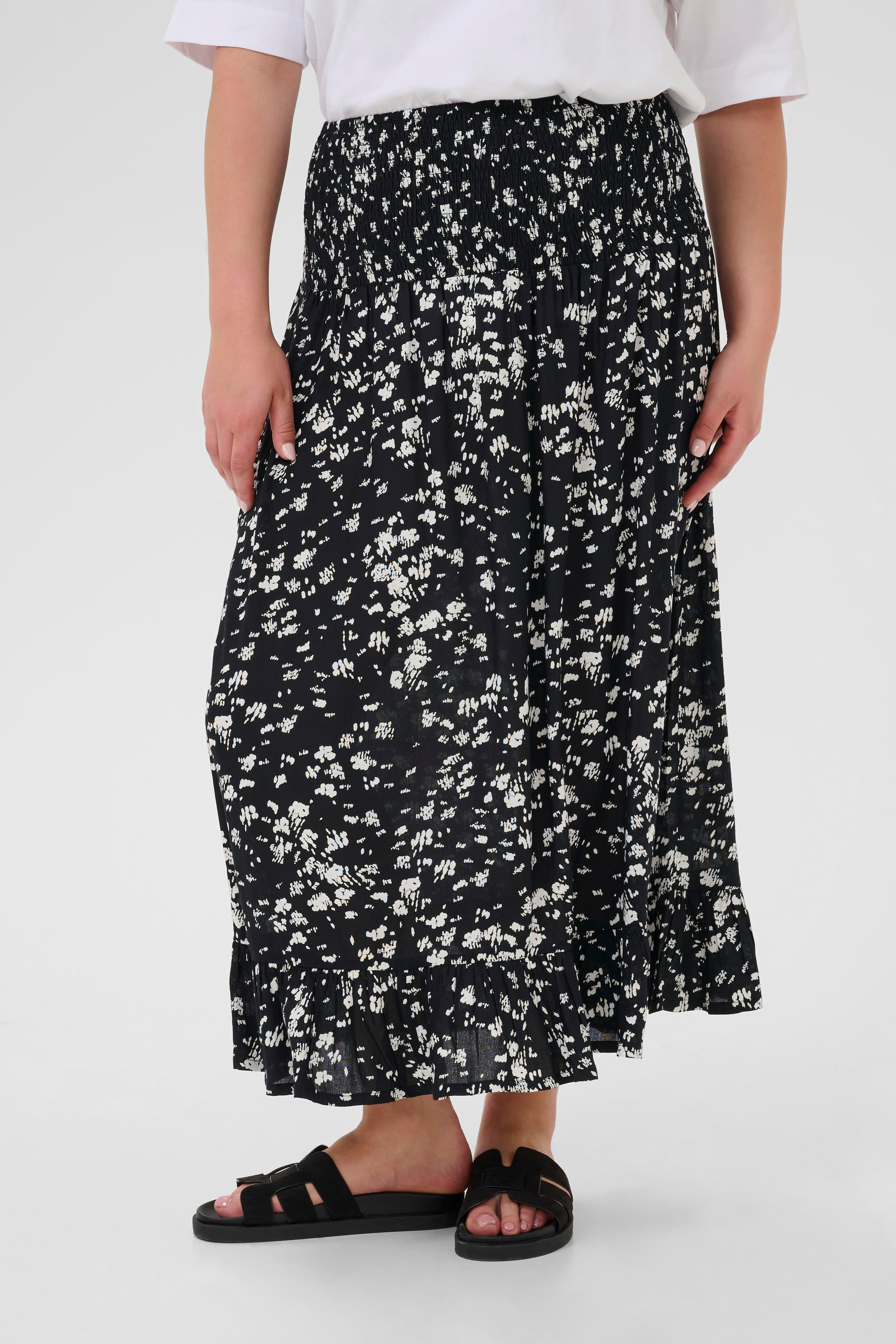 KCbella Rock LOOKBOOK FRONT 10583471-107908