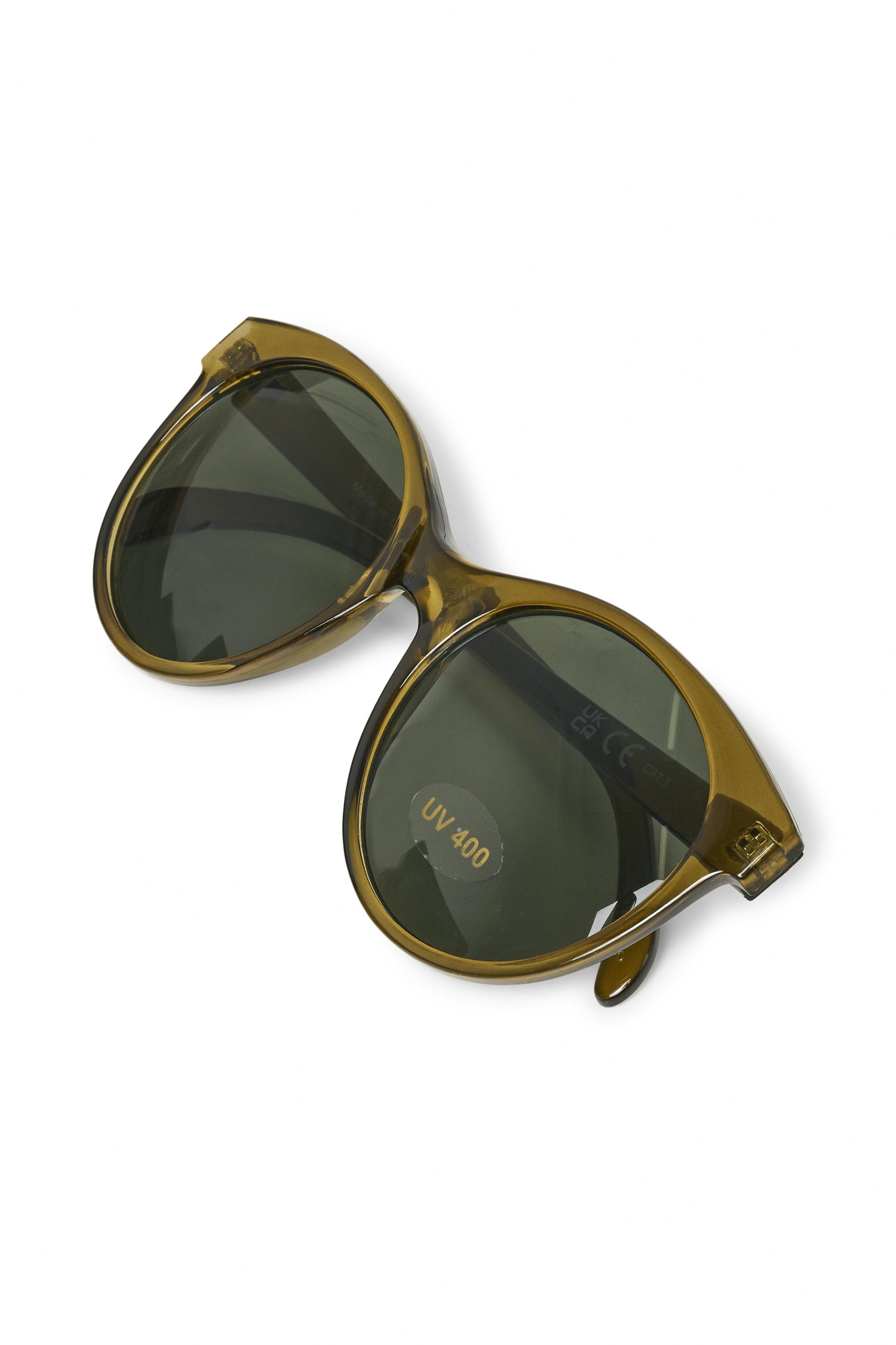 ShirleyPW Sunglasses PACK DETAIL 30304403-180622