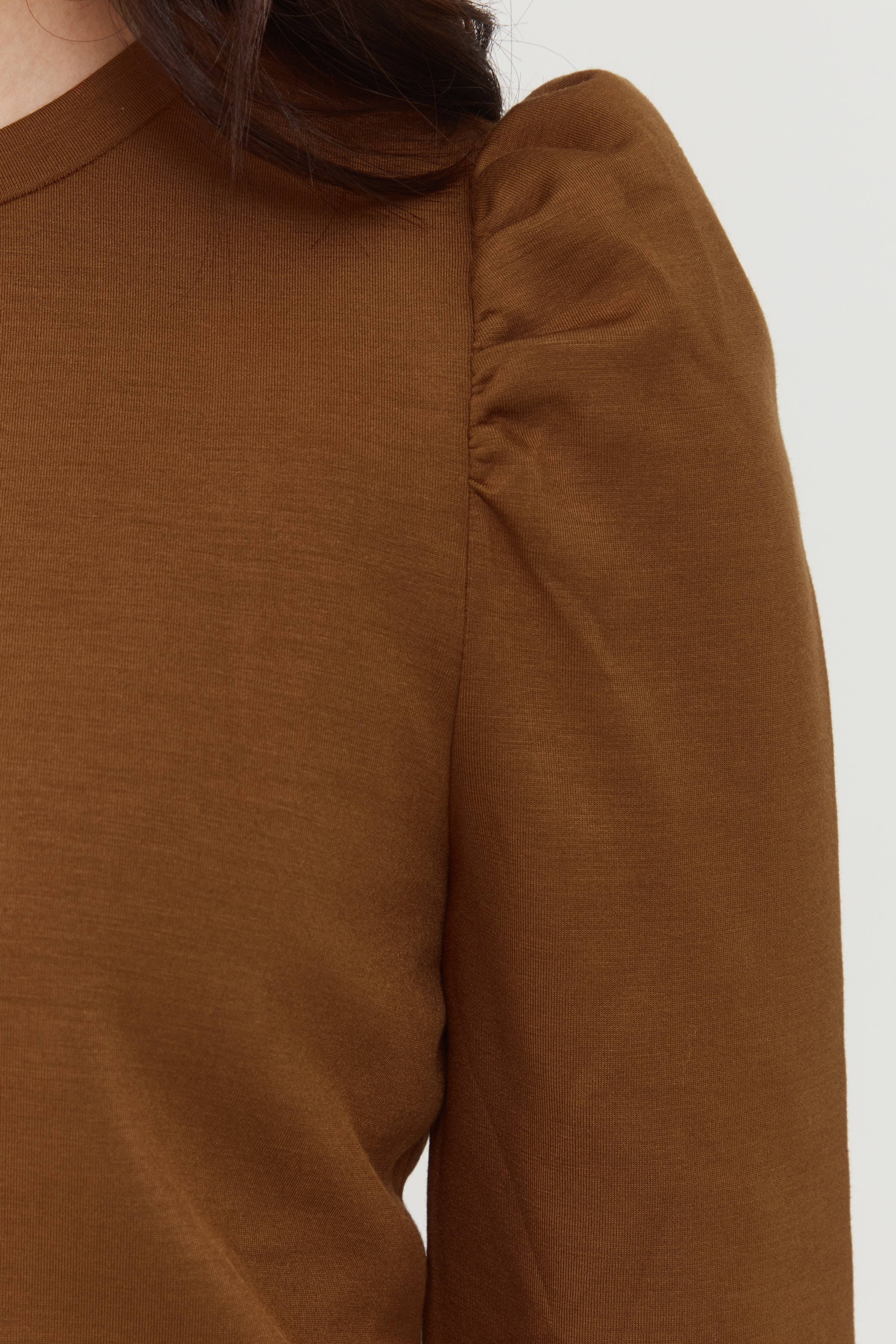 BYPUSTI T-shirt LOOKBOOK DETAIL 20810279-181031