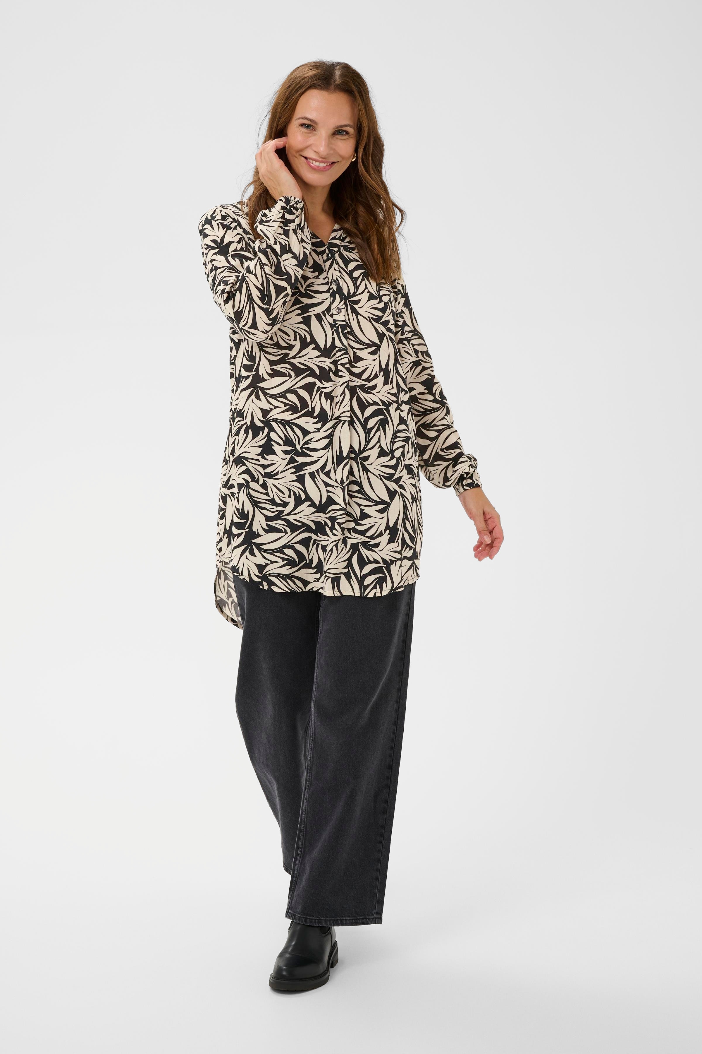 BPfanny Tunic LOOKBOOK FRONT 40200039-108637