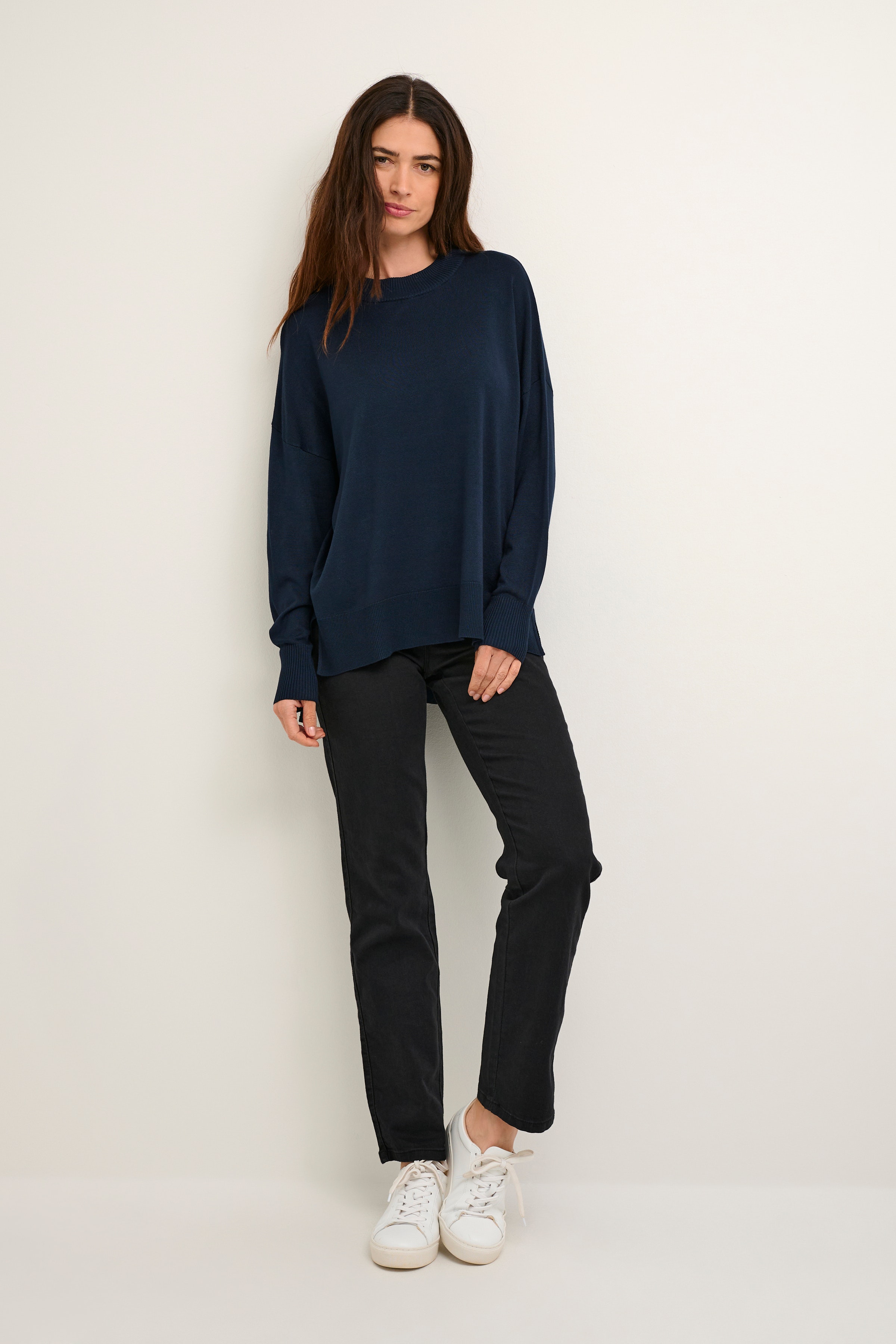 BPalona Pullover LOOKBOOK FRONT 10590383-194020B