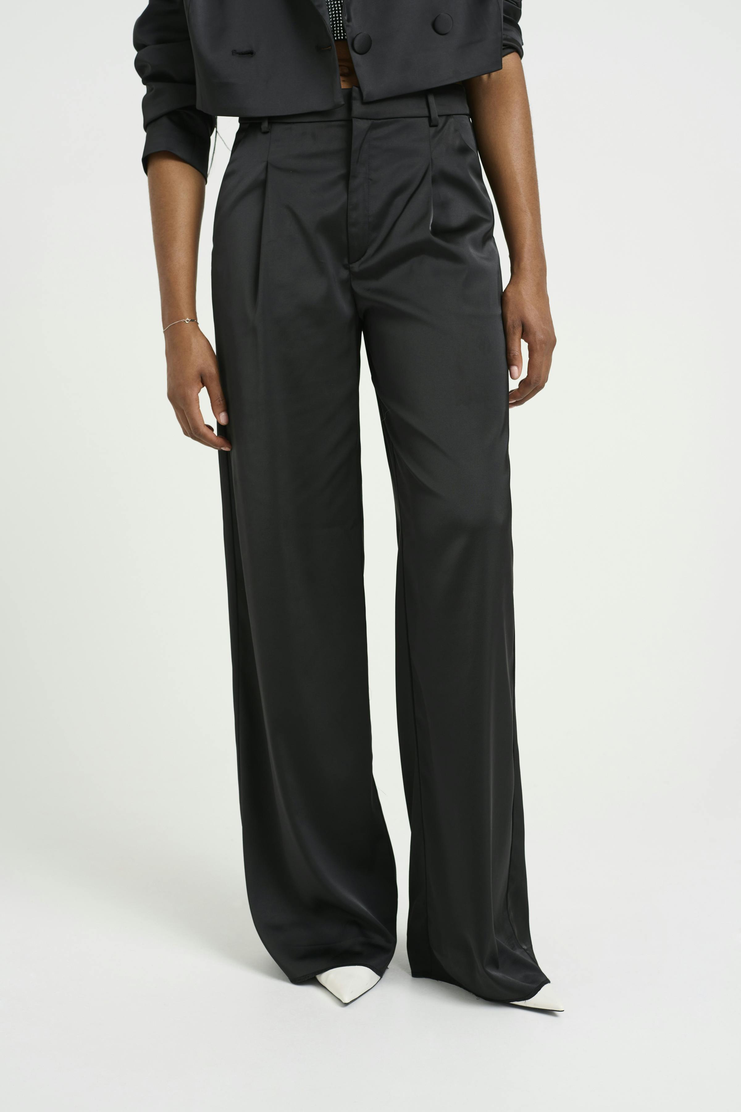 YacmineGZ Trousers LOOKBOOK FRONT 10909862-100017