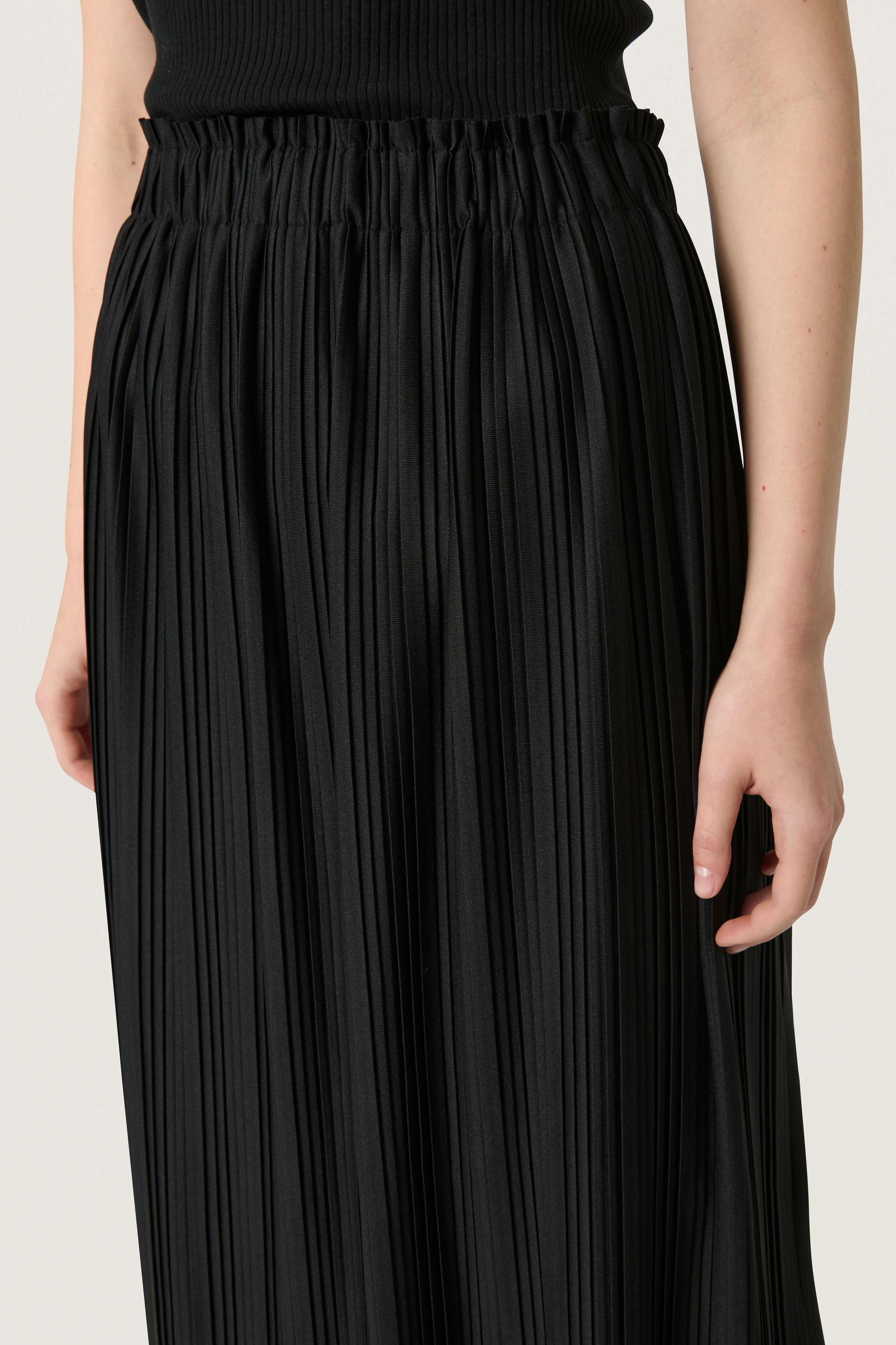 SLSivone Pleated Skirt LOOKBOOK DETAIL 30408001-194008