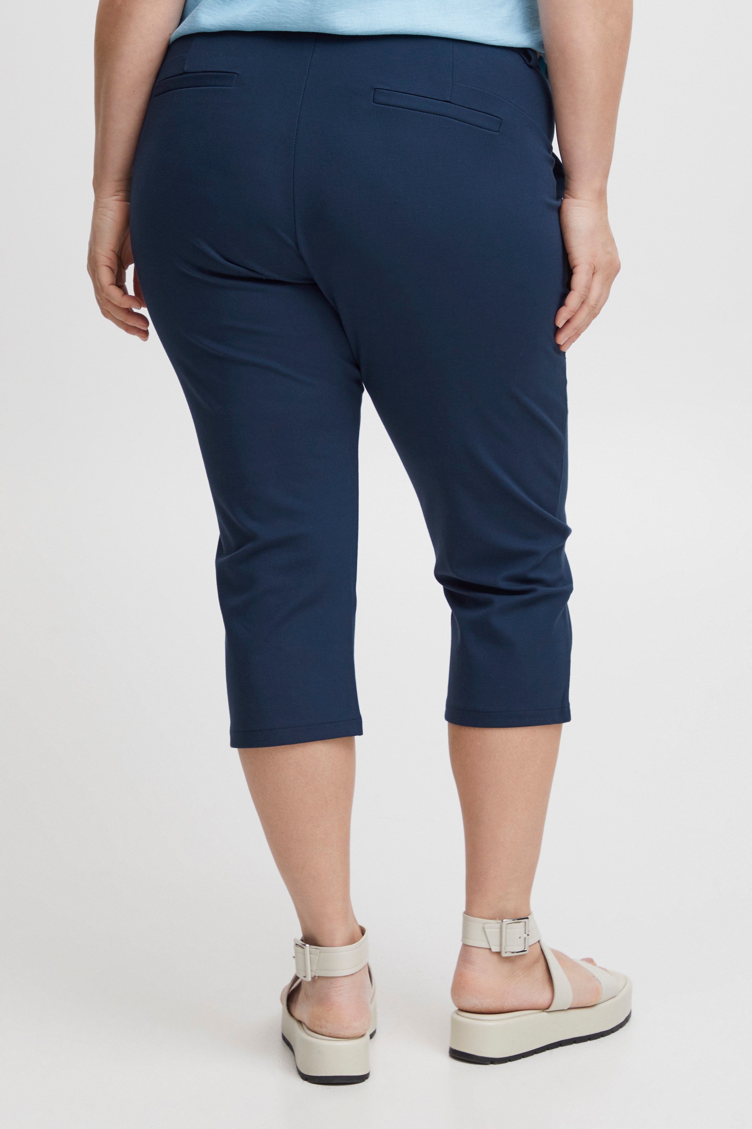 FPLANO Hose LOOKBOOK BACK 20612263-193923