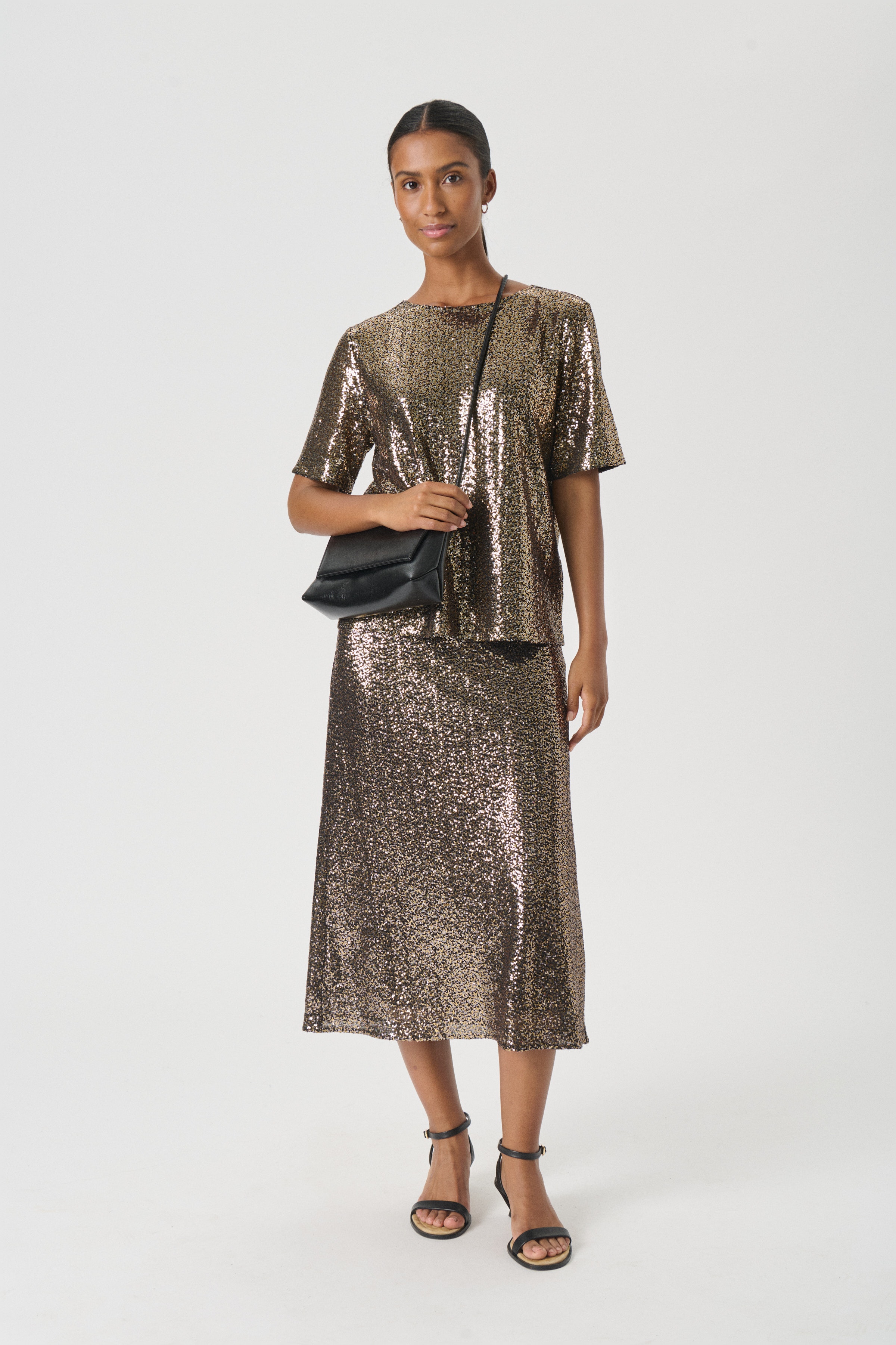 ViktoriaPW Rock LOOKBOOK BACK 30310193-304400