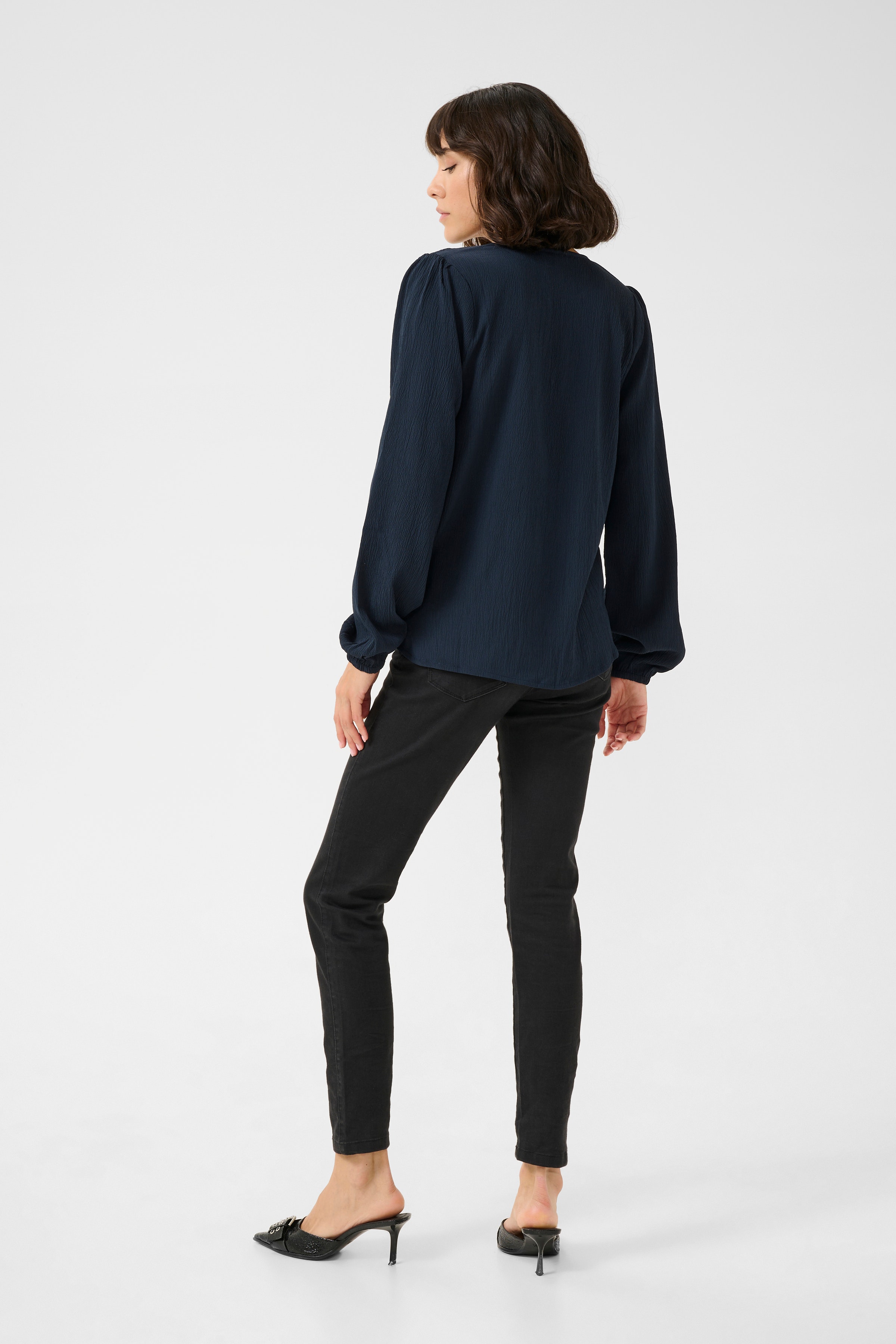 KAlinda Bluse LOOKBOOK BACK 10510204-194020