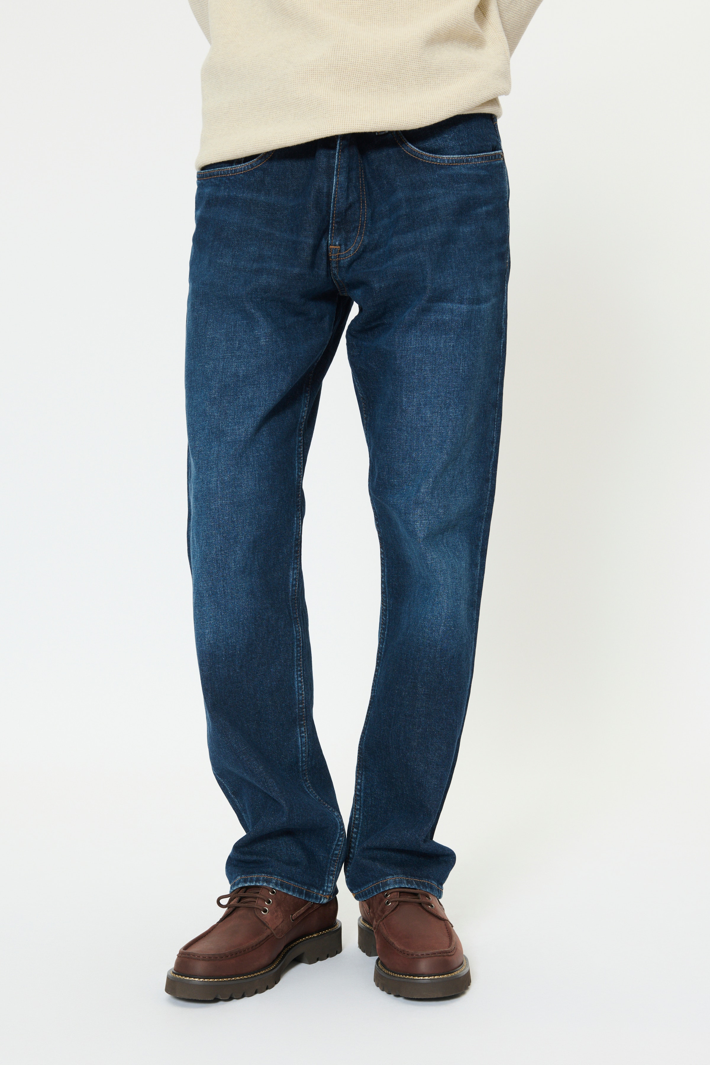 MAMorris Shoe LOOKBOOK FRONT 30209040-191103