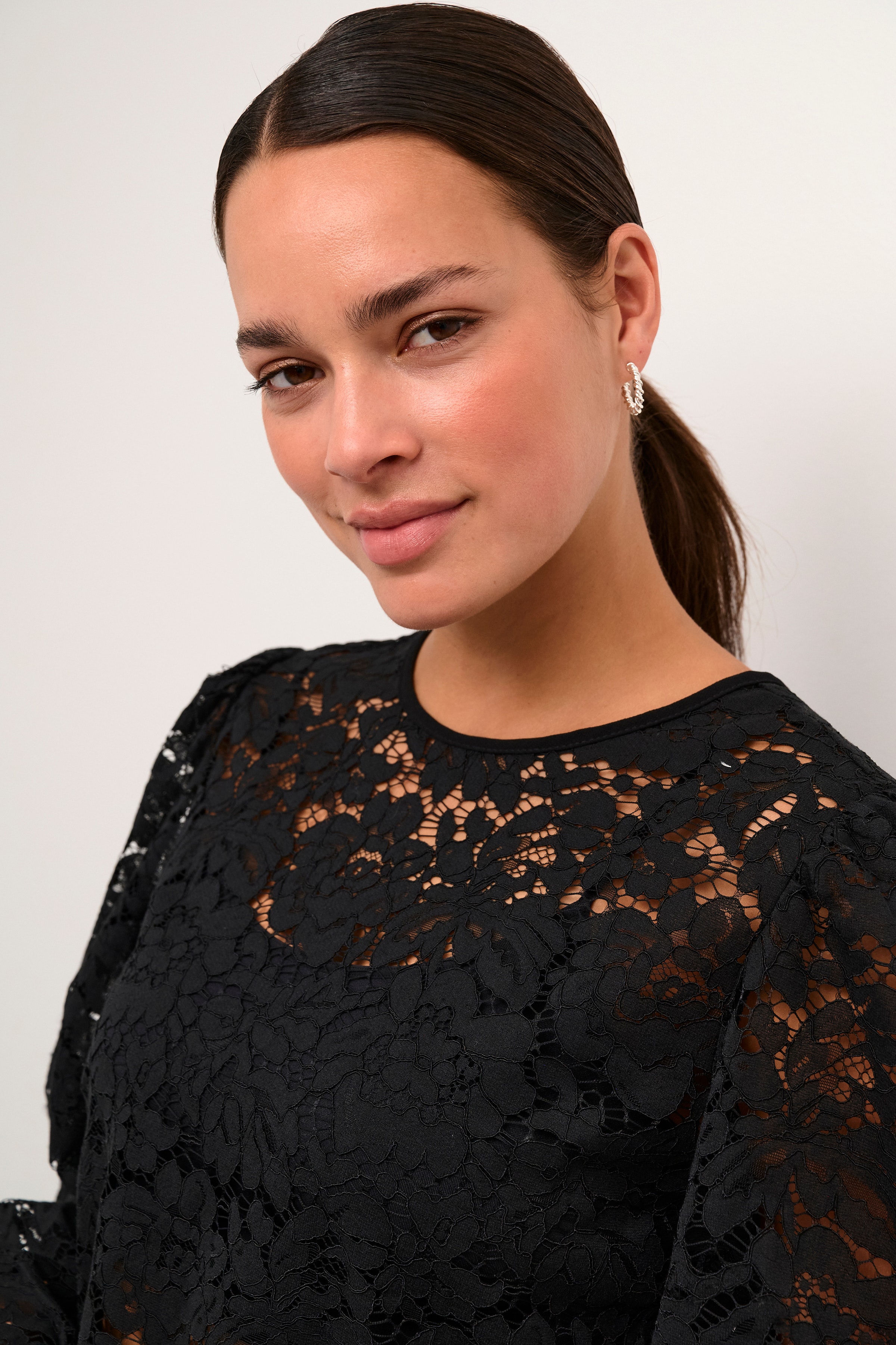 KAnomi Blondebluse LOOKBOOK DETAIL 10509158-100121