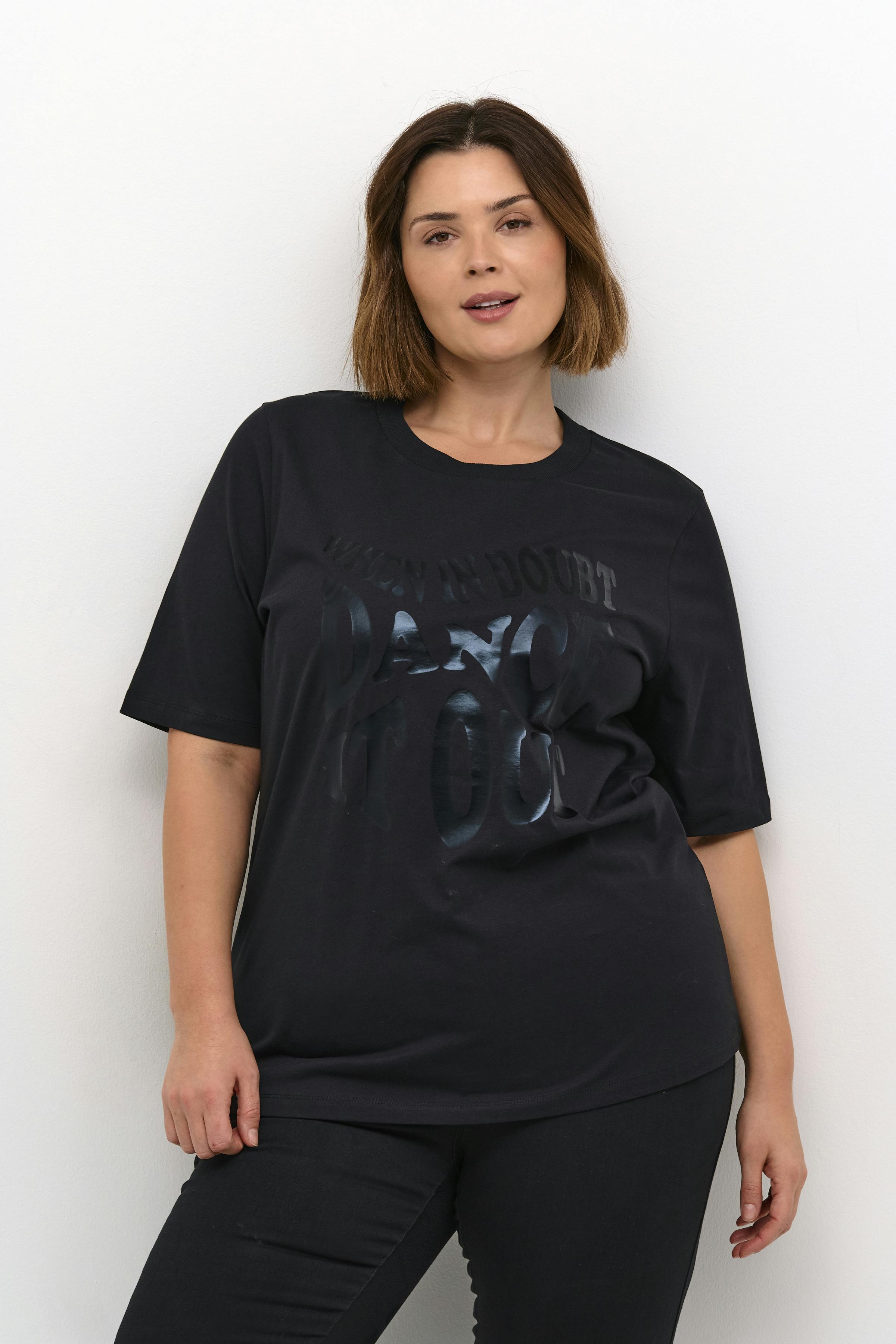 KCelana T-shirt LOOKBOOK FRONT 10582707-100121