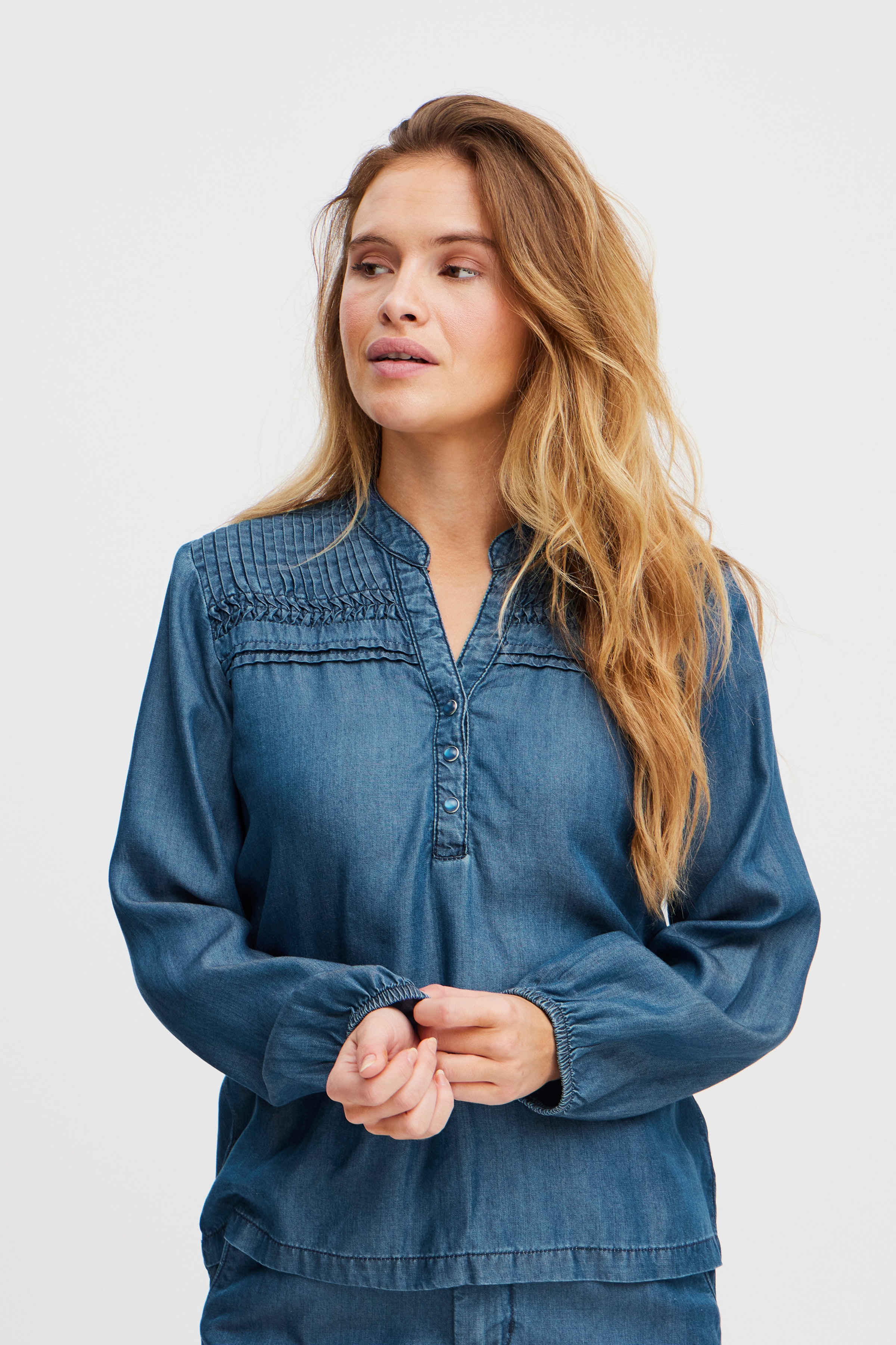 PZGAJA Bluse LOOKBOOK FRONT 50207930-200005