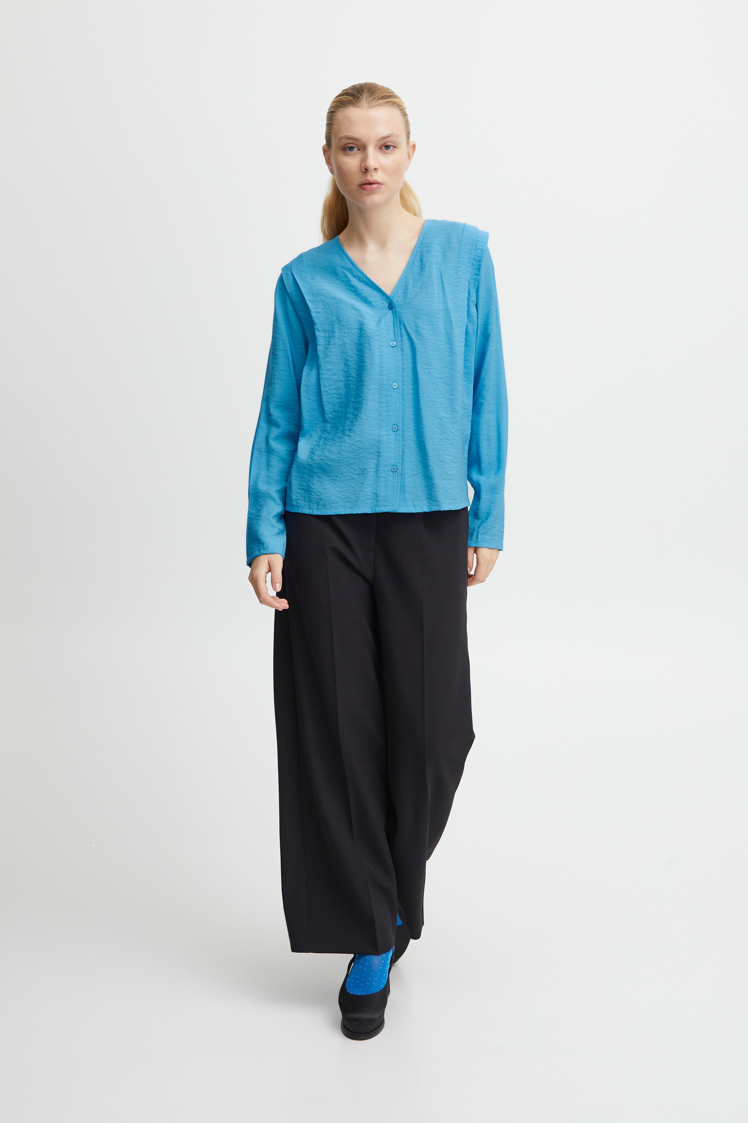IHTAVATO Skjorte LOOKBOOK FRONT 20118154-174336