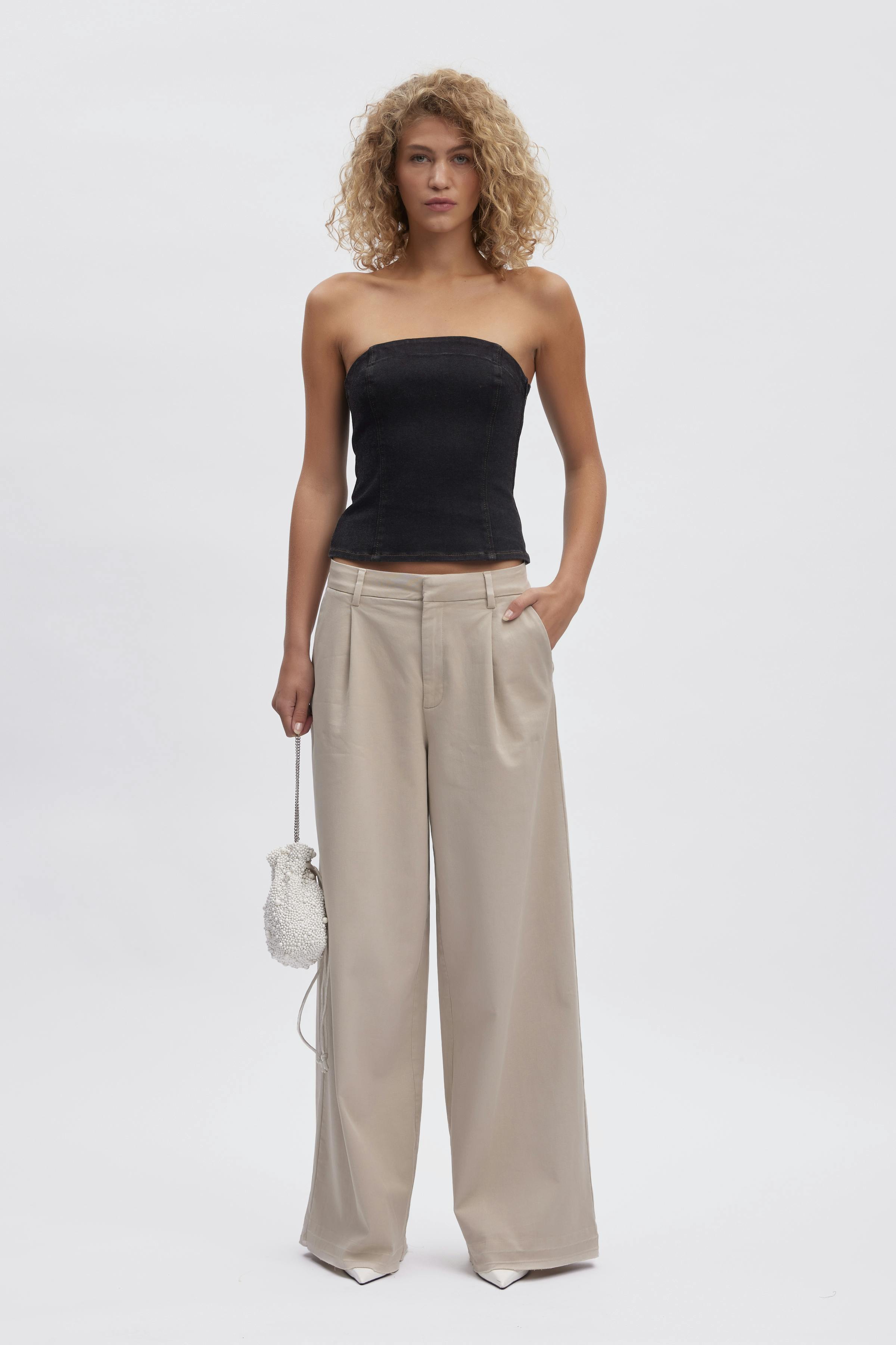 ChinellaGZ Trousers LOOKBOOK FRONT 10909243-161102