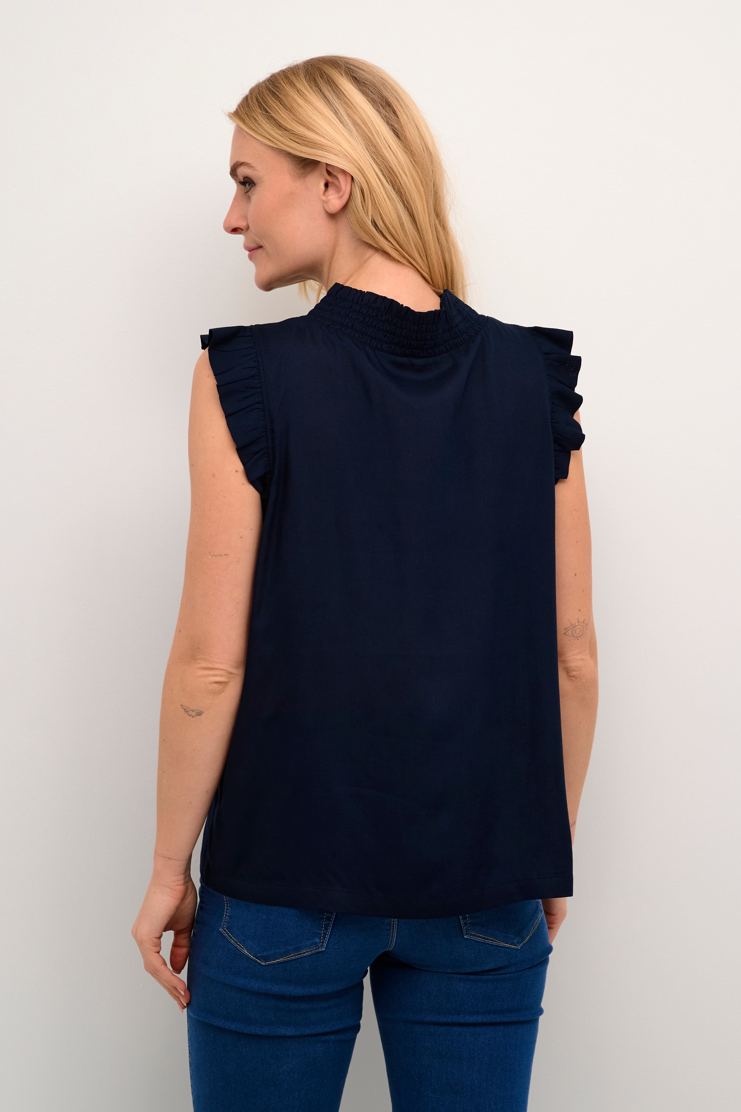 KAdahlia Bluse LOOKBOOK BACK 10508865-194020
