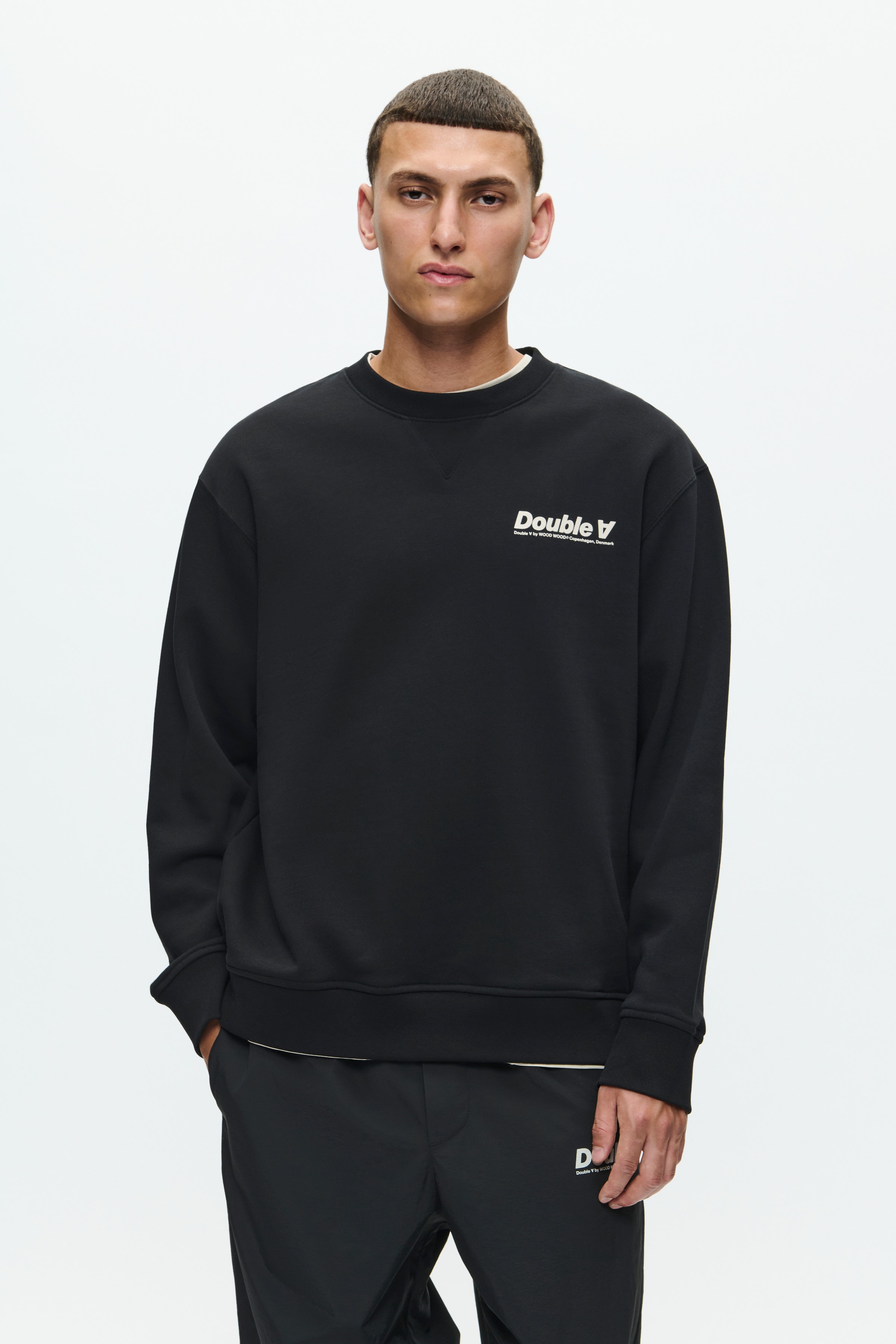 WWJames Sweatshirt LOOKBOOK FRONT 30251840-303700