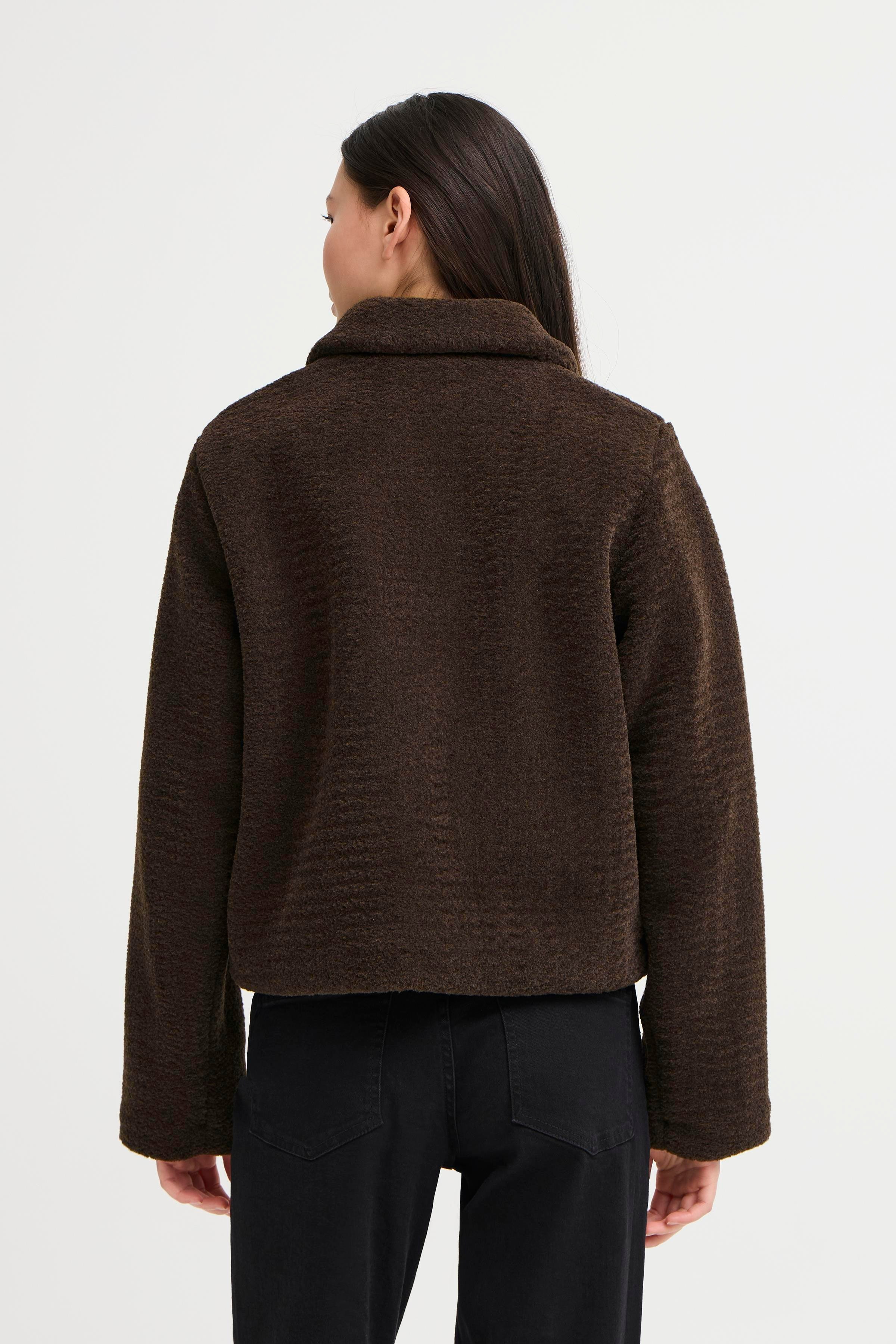 IHHATAVO Yttertøy LOOKBOOK BACK 20123091-191109