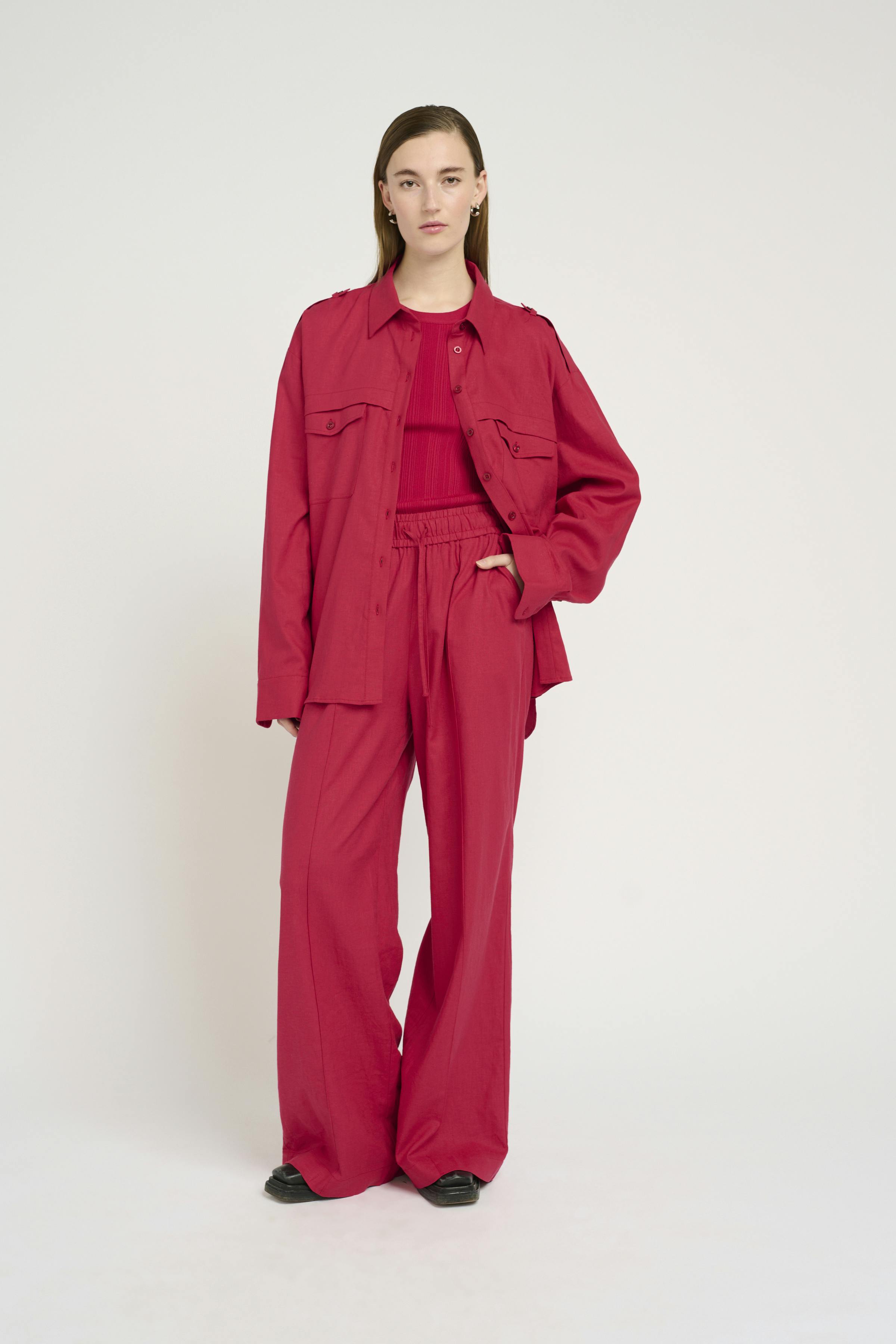 LeenaGZ Linen trousers LOOKBOOK FRONT 10909226-191860