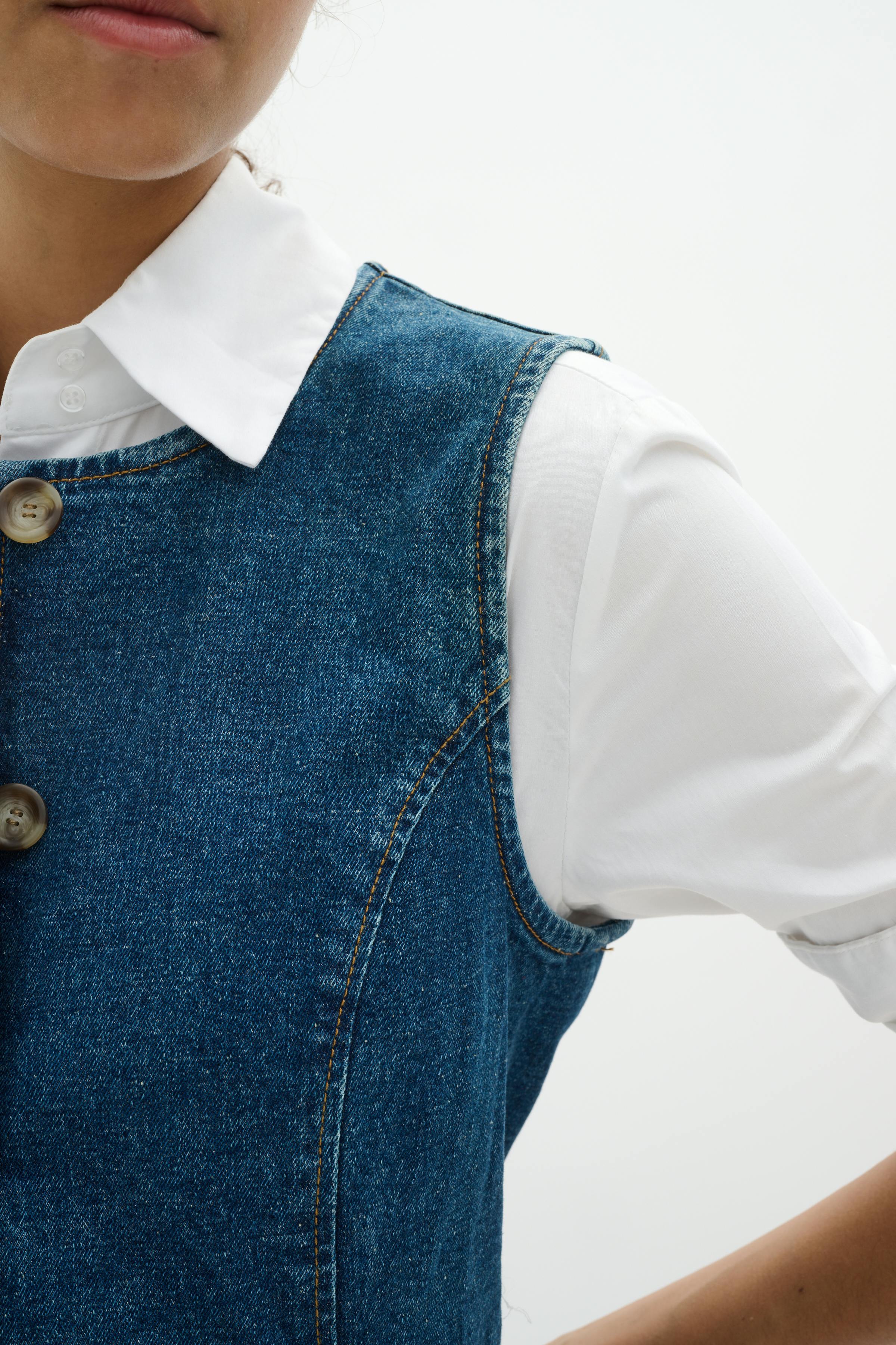 SalineIW Waistcoat LOOKBOOK DETAIL 30110317-303349