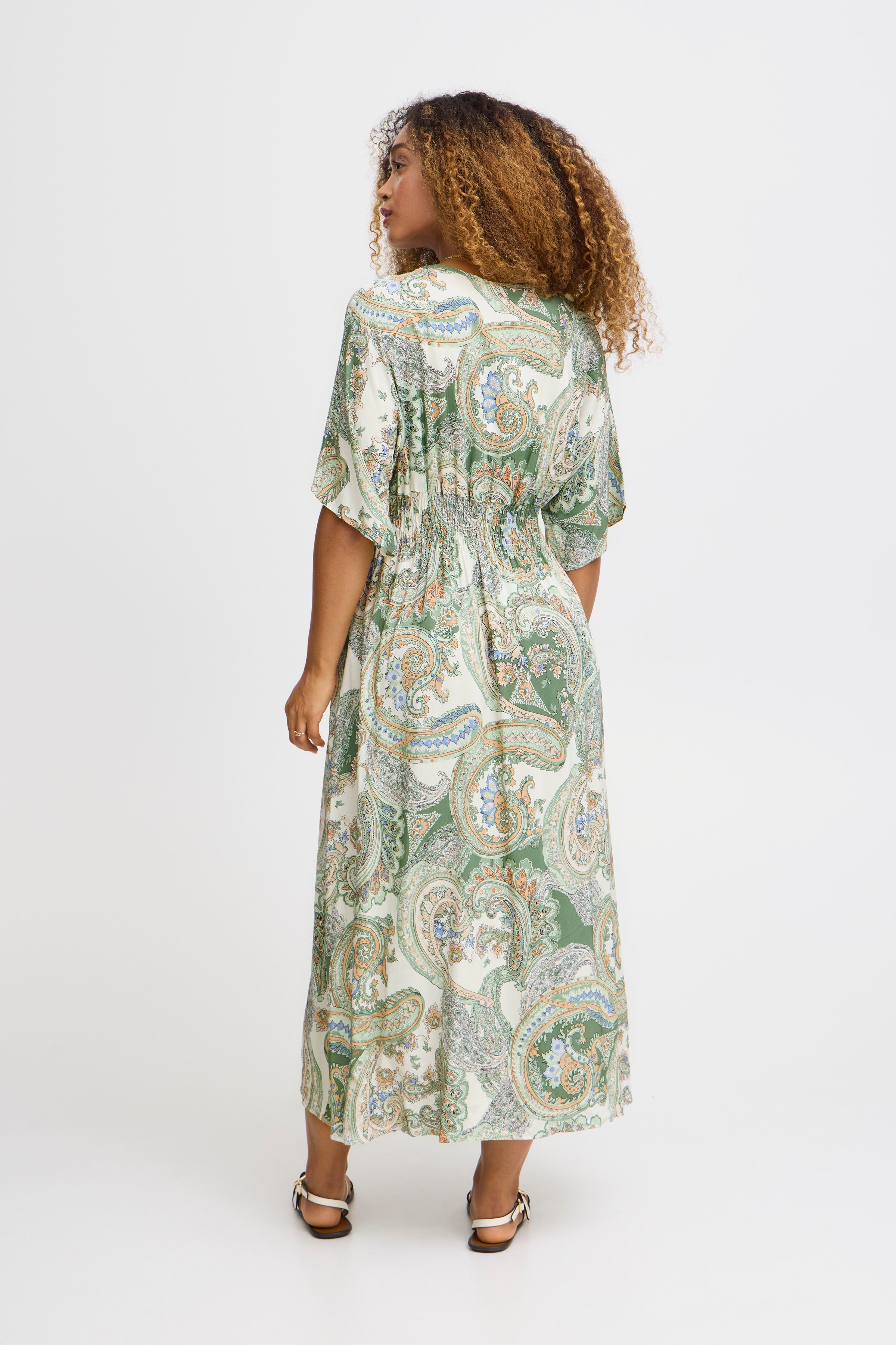 SBKANZA Kjole LOOKBOOK BACK 22100551-176212