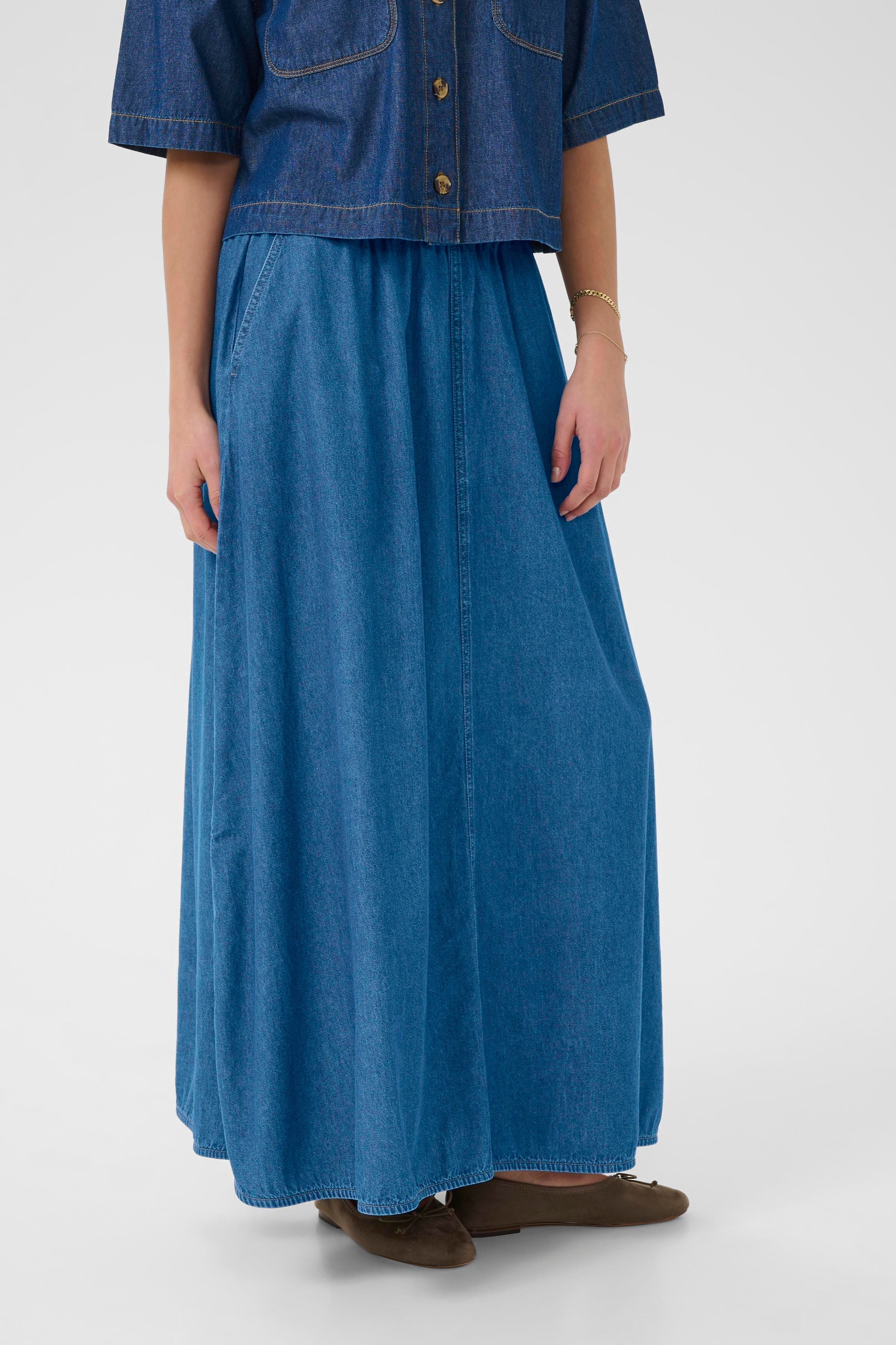KAluise Skjørt LOOKBOOK FRONT 10510148-107709