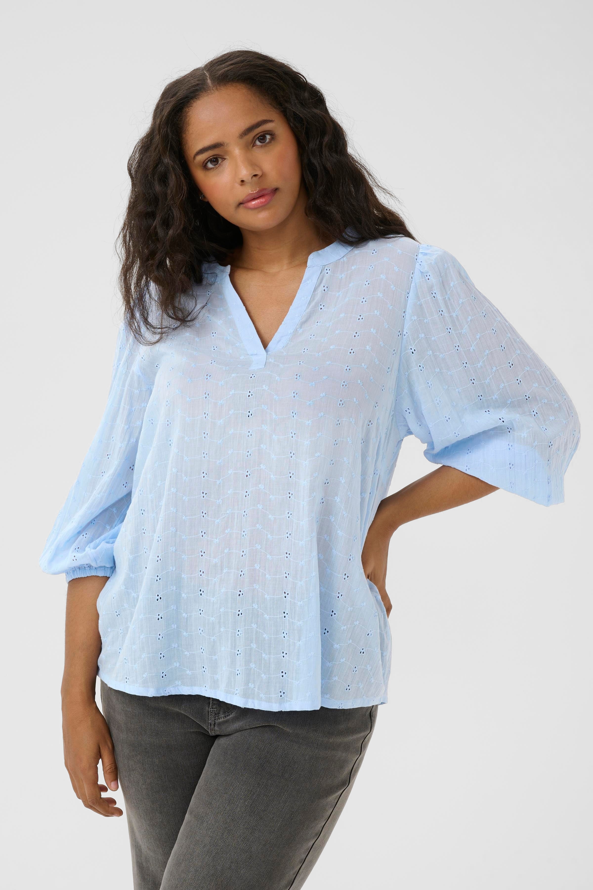 KCmaia Bluse LOOKBOOK FRONT 10583470-154031